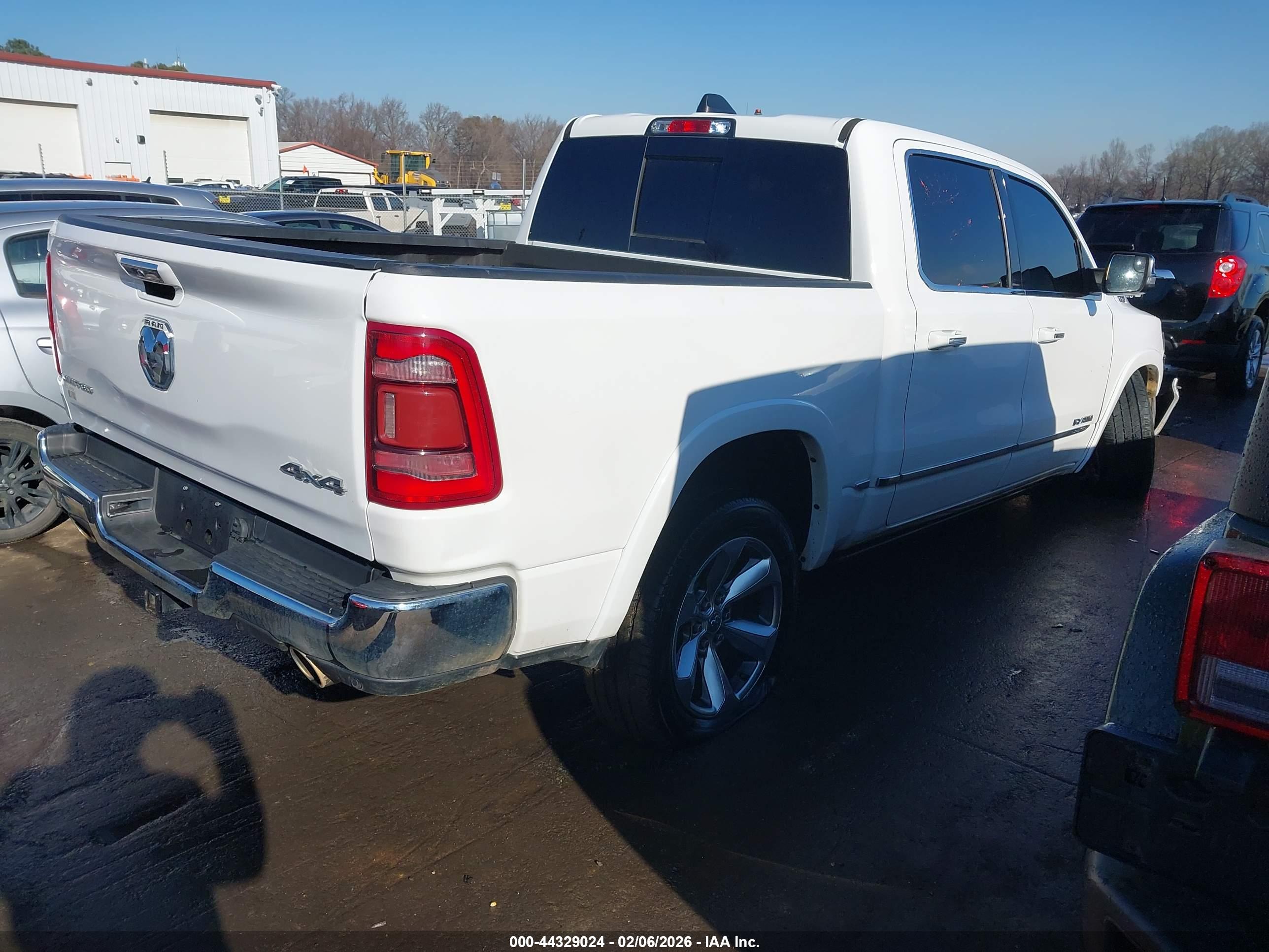 RAM 1500 image 4