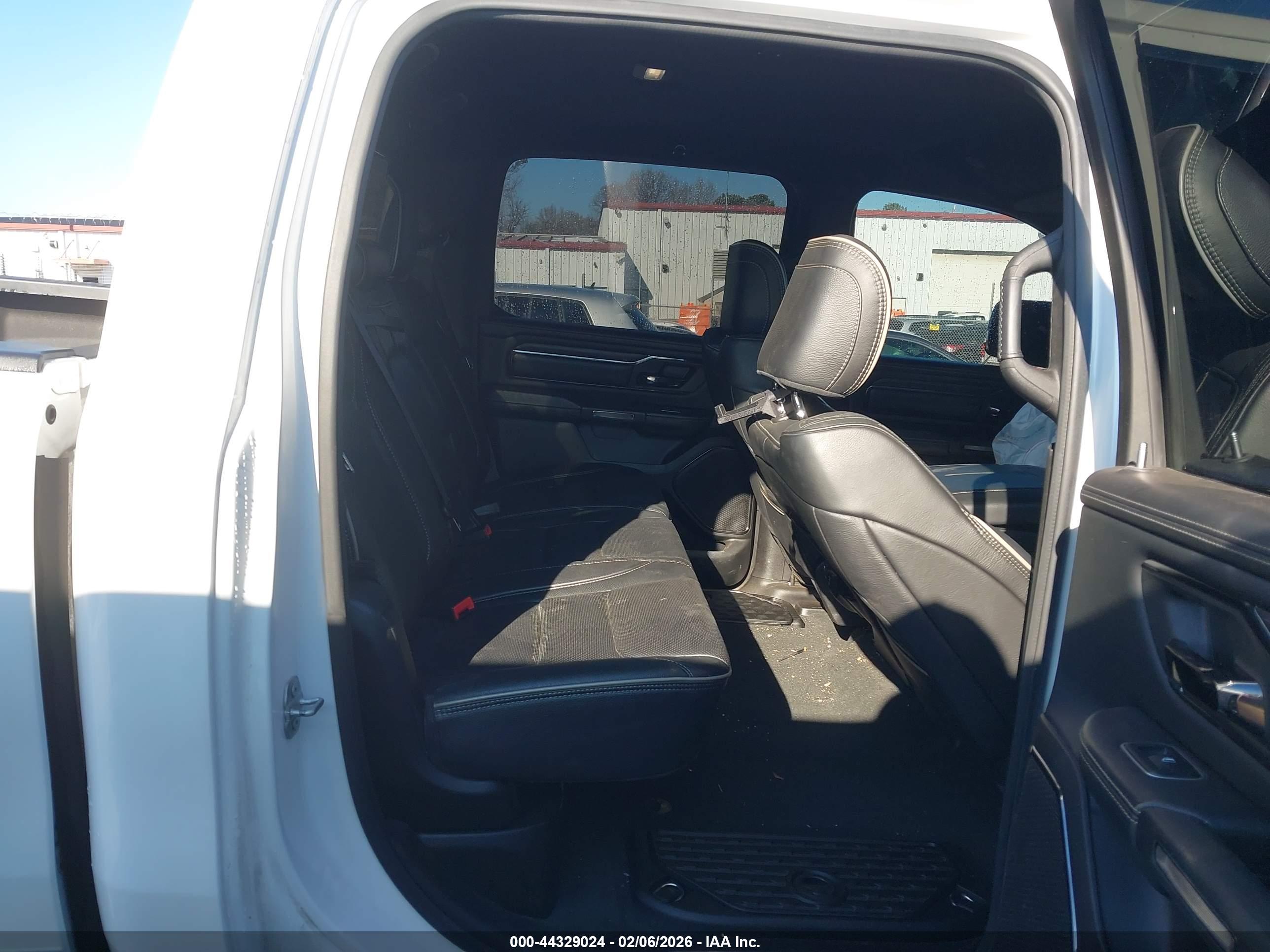 RAM 1500 image 8