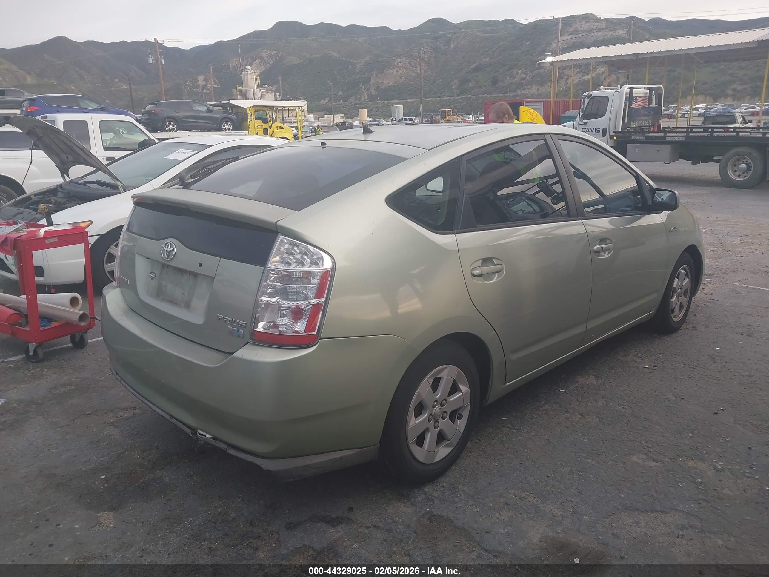 TOYOTA PRIUS image 4