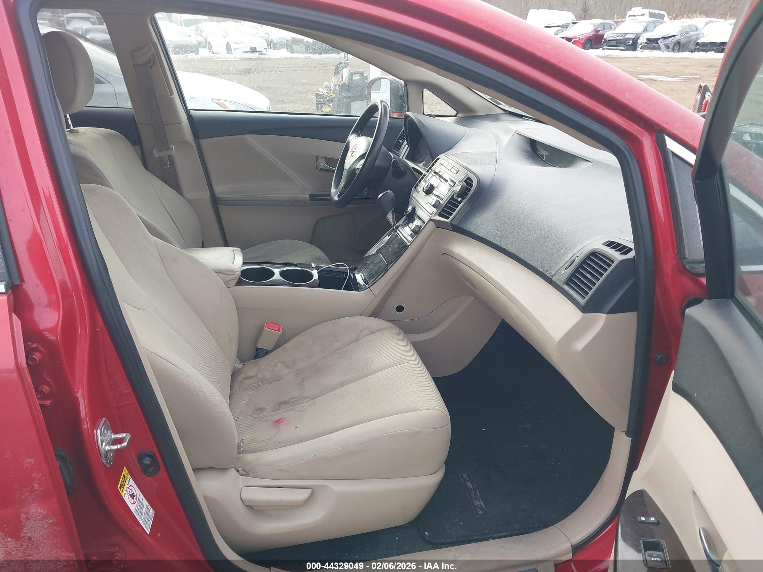 TOYOTA VENZA image 5