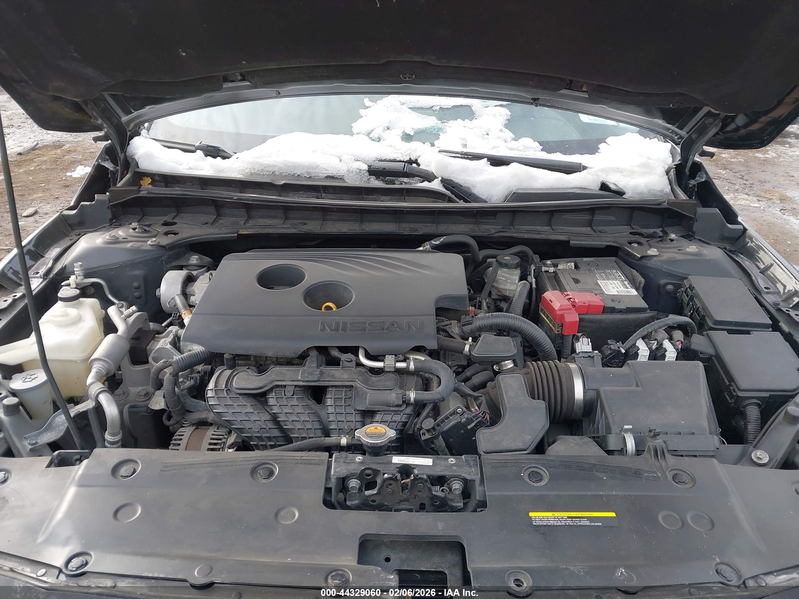 NISSAN ALTIMA image 10