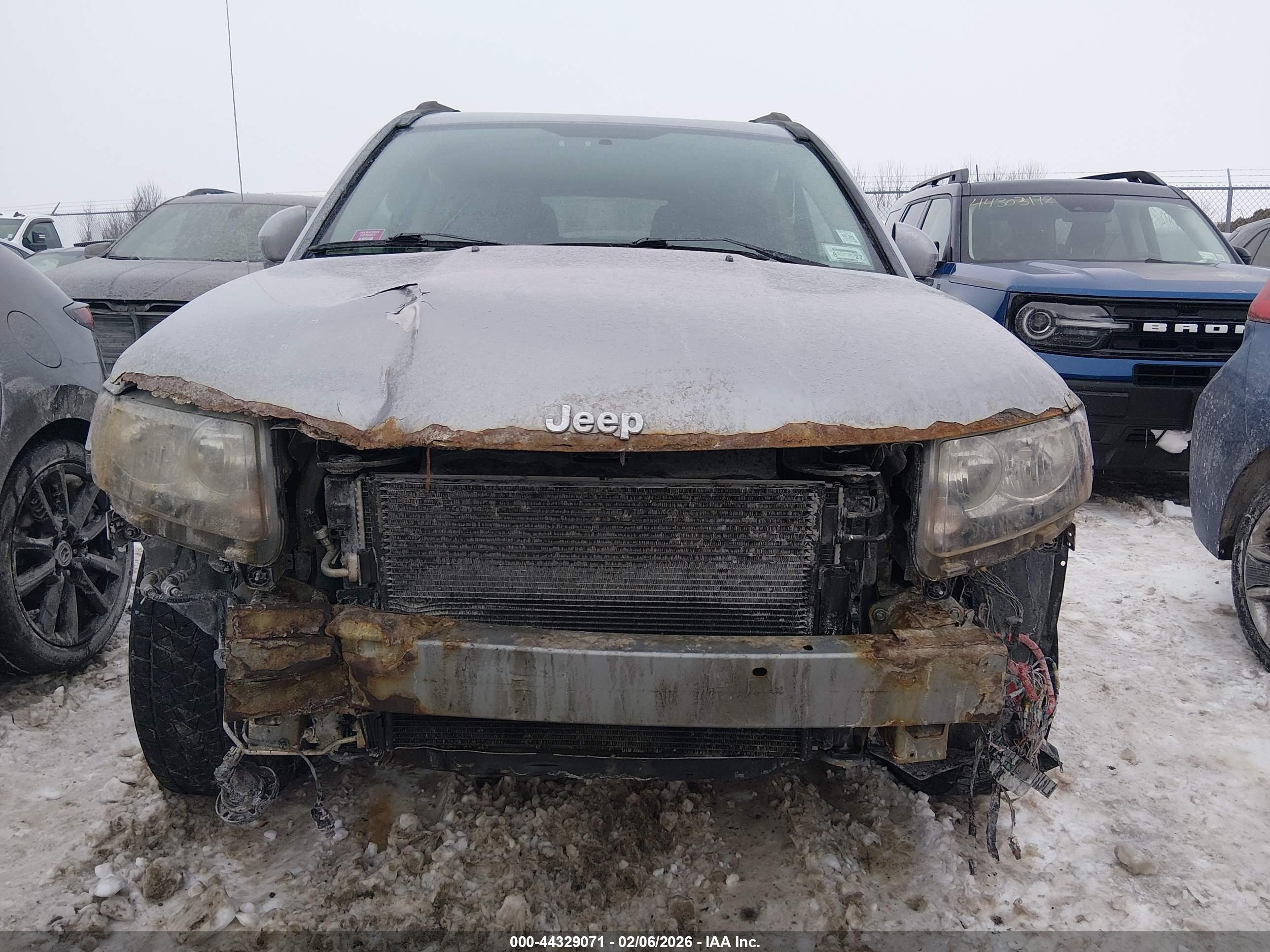 JEEP COMPASS image 6
