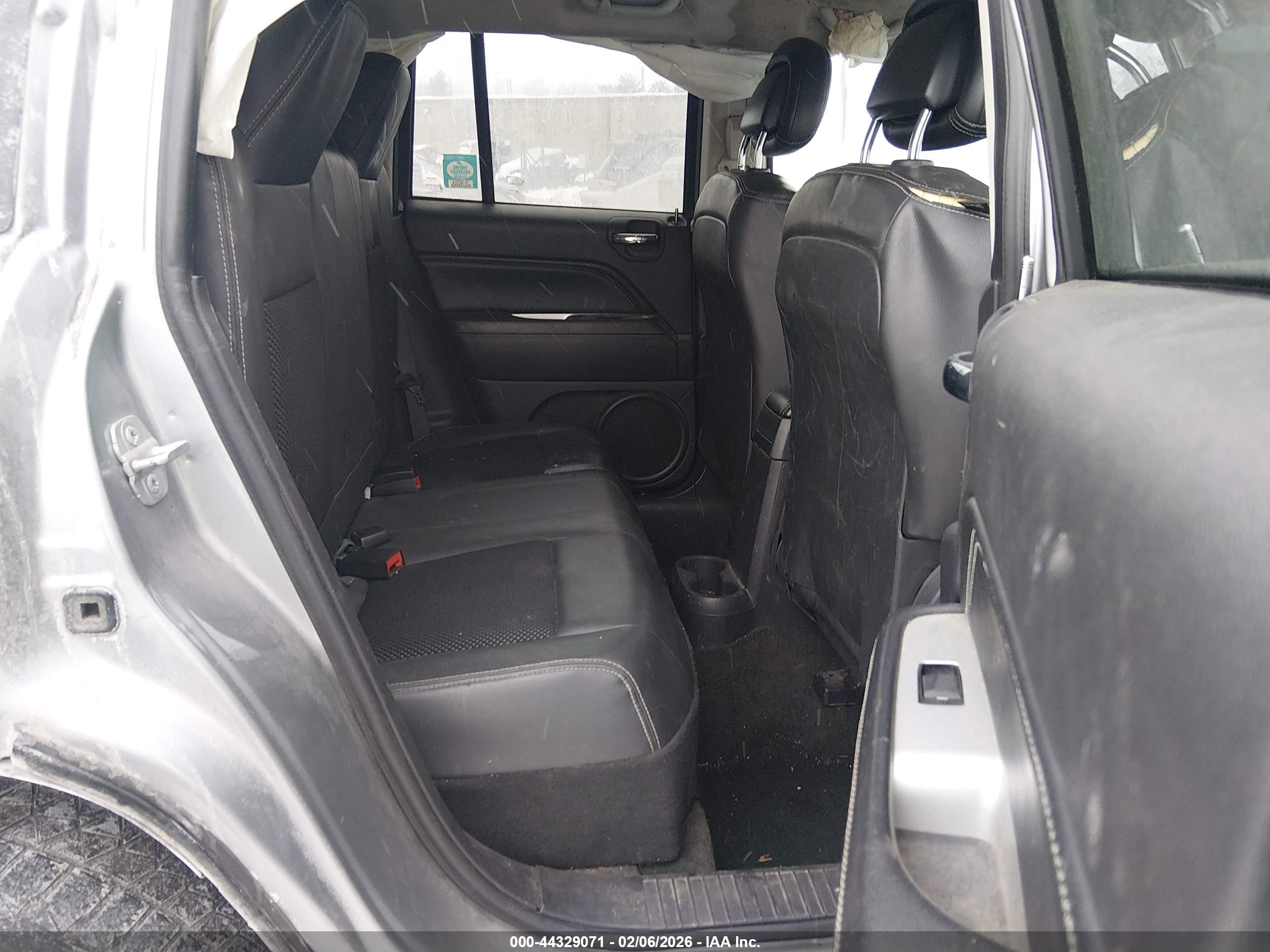 JEEP COMPASS image 8
