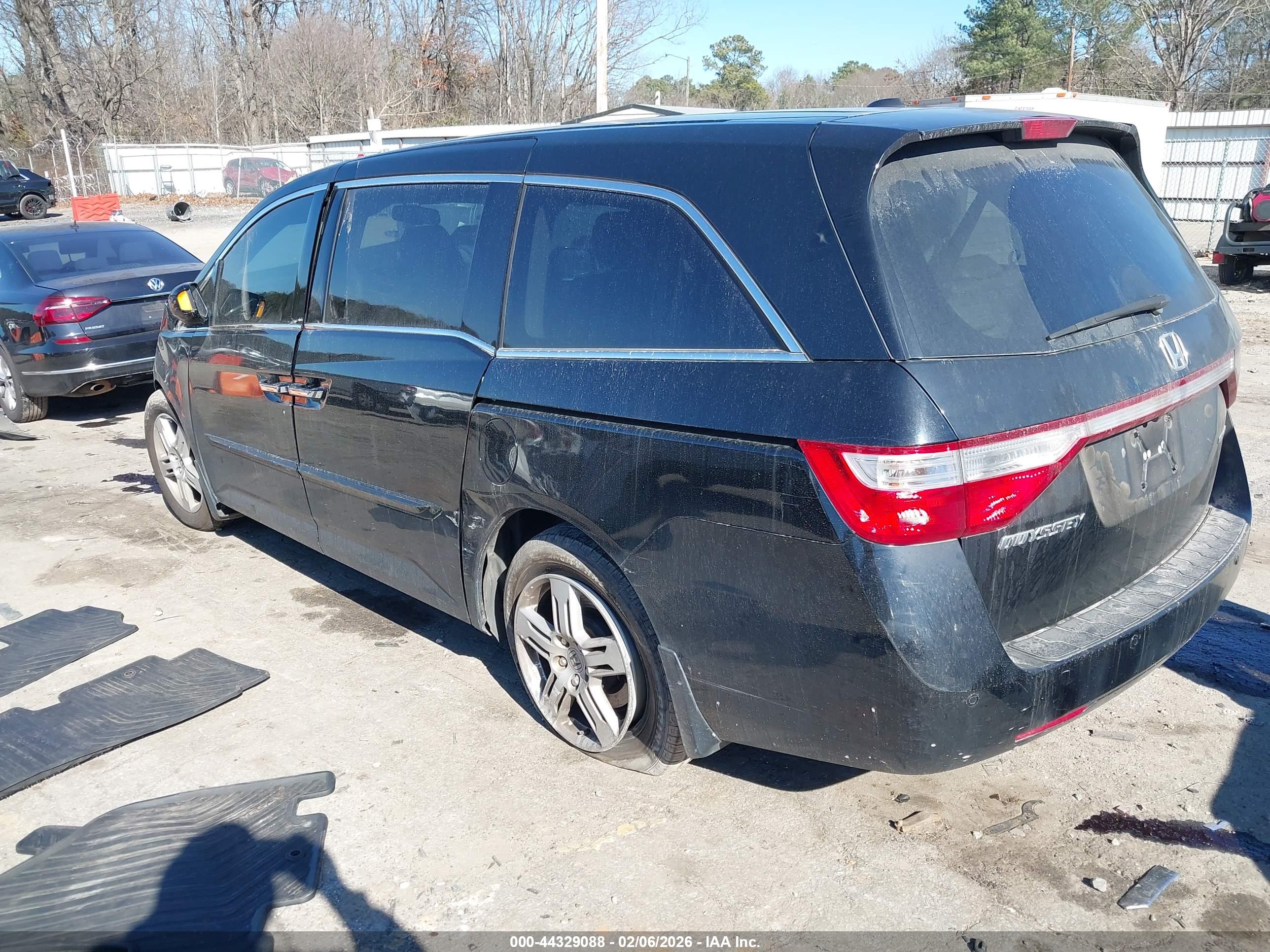 HONDA ODYSSEY image 3