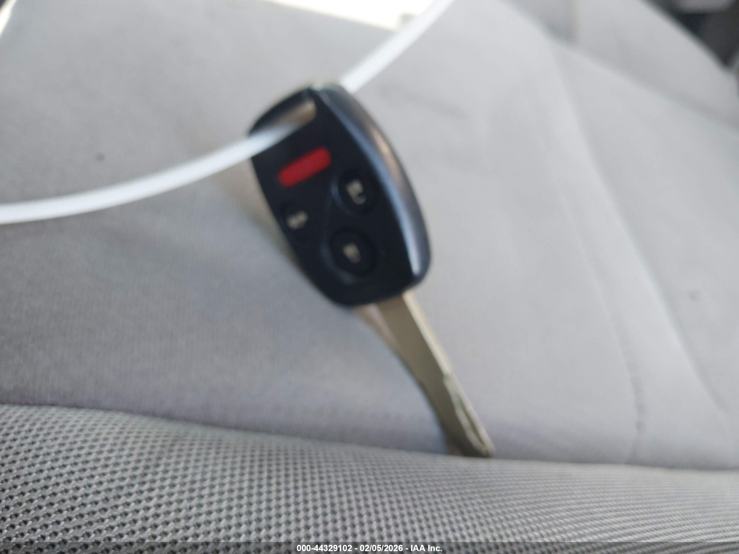 HONDA CIVIC image 11