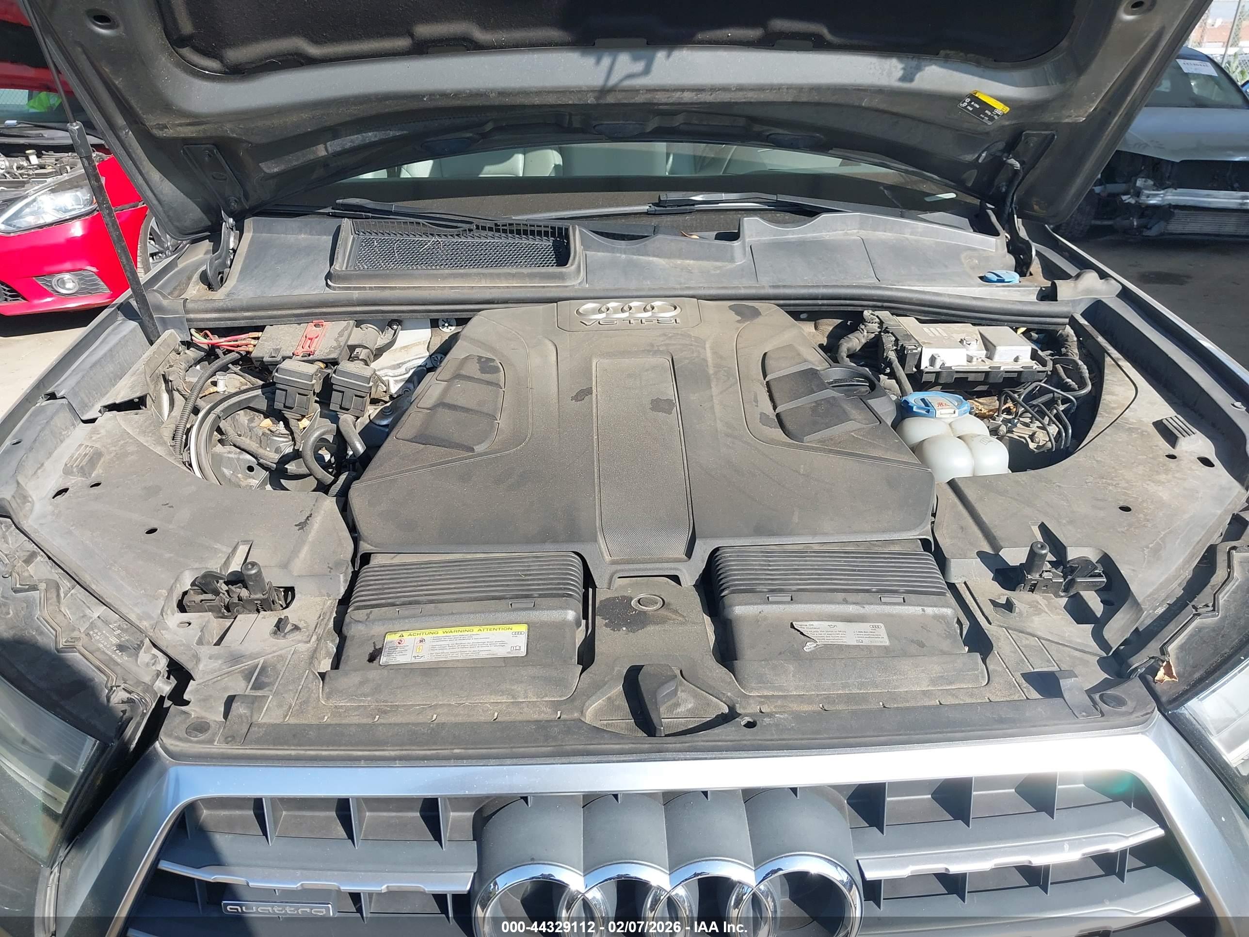 AUDI Q7 image 10