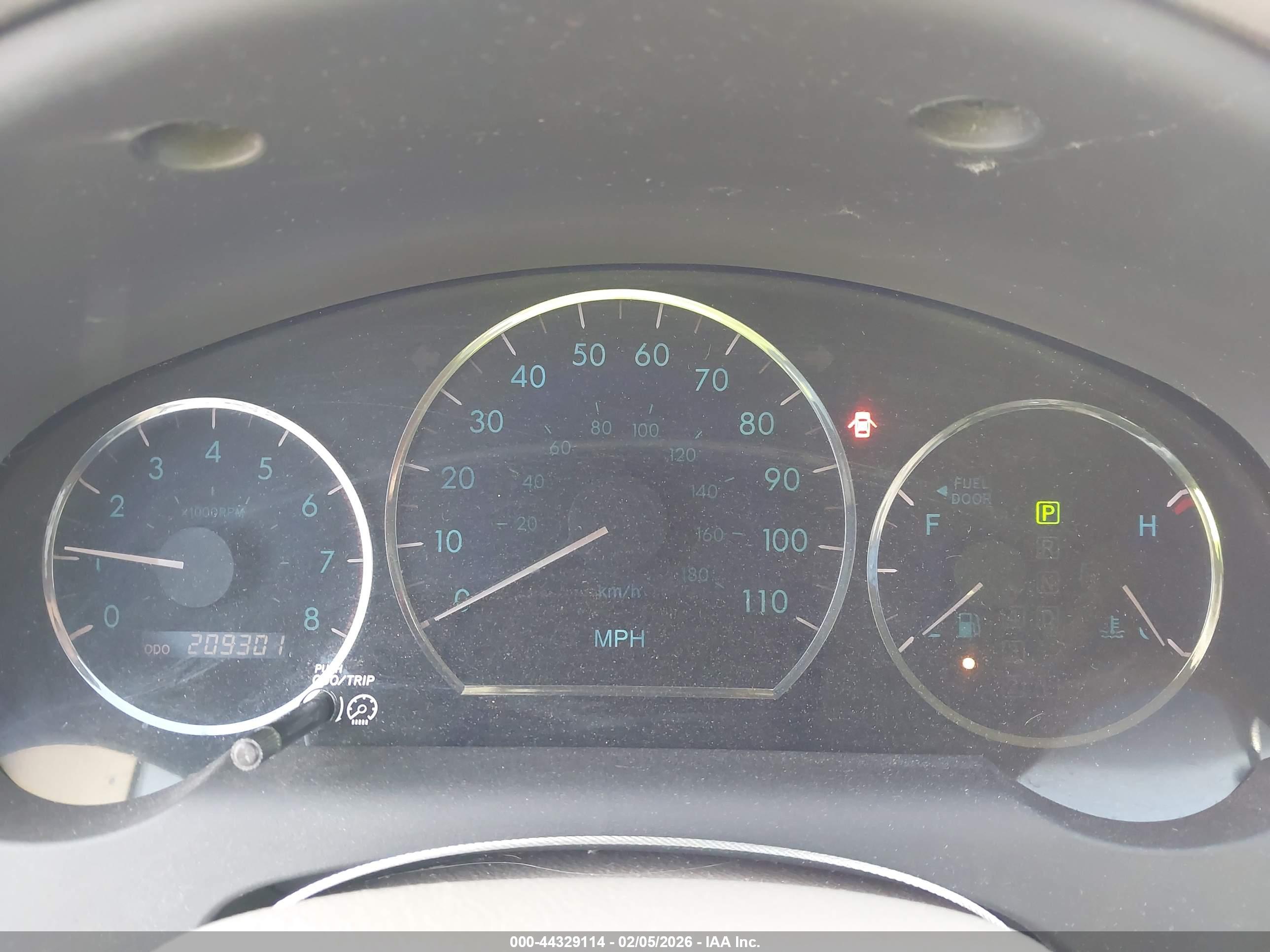 TOYOTA SIENNA image 7