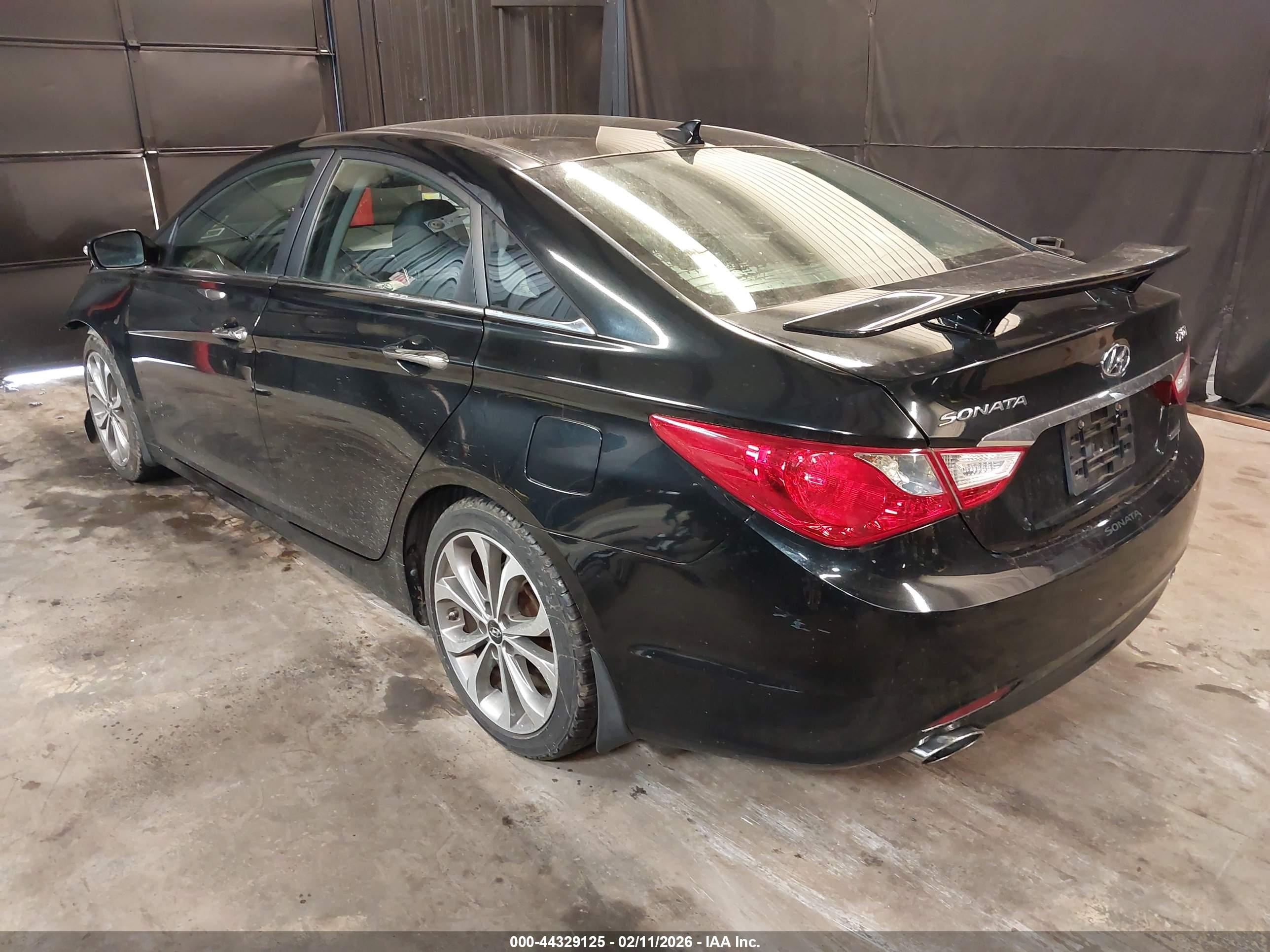 HYUNDAI SONATA image 3