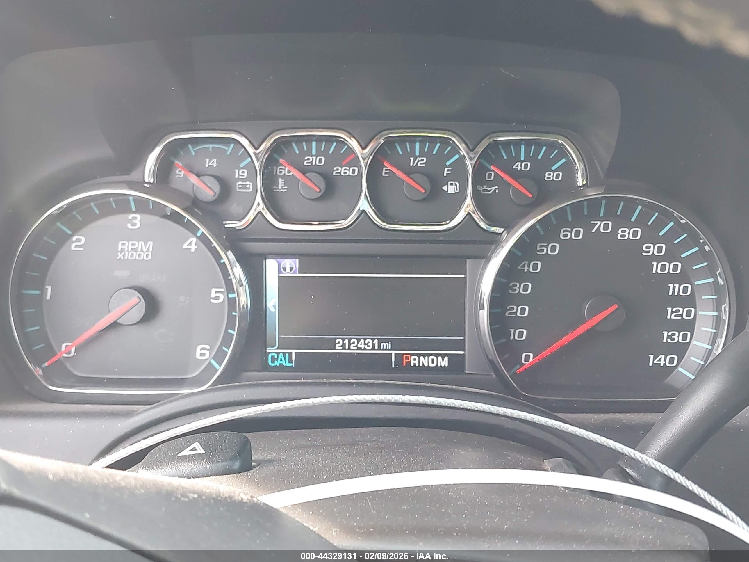 CHEVROLET TAHOE image 7