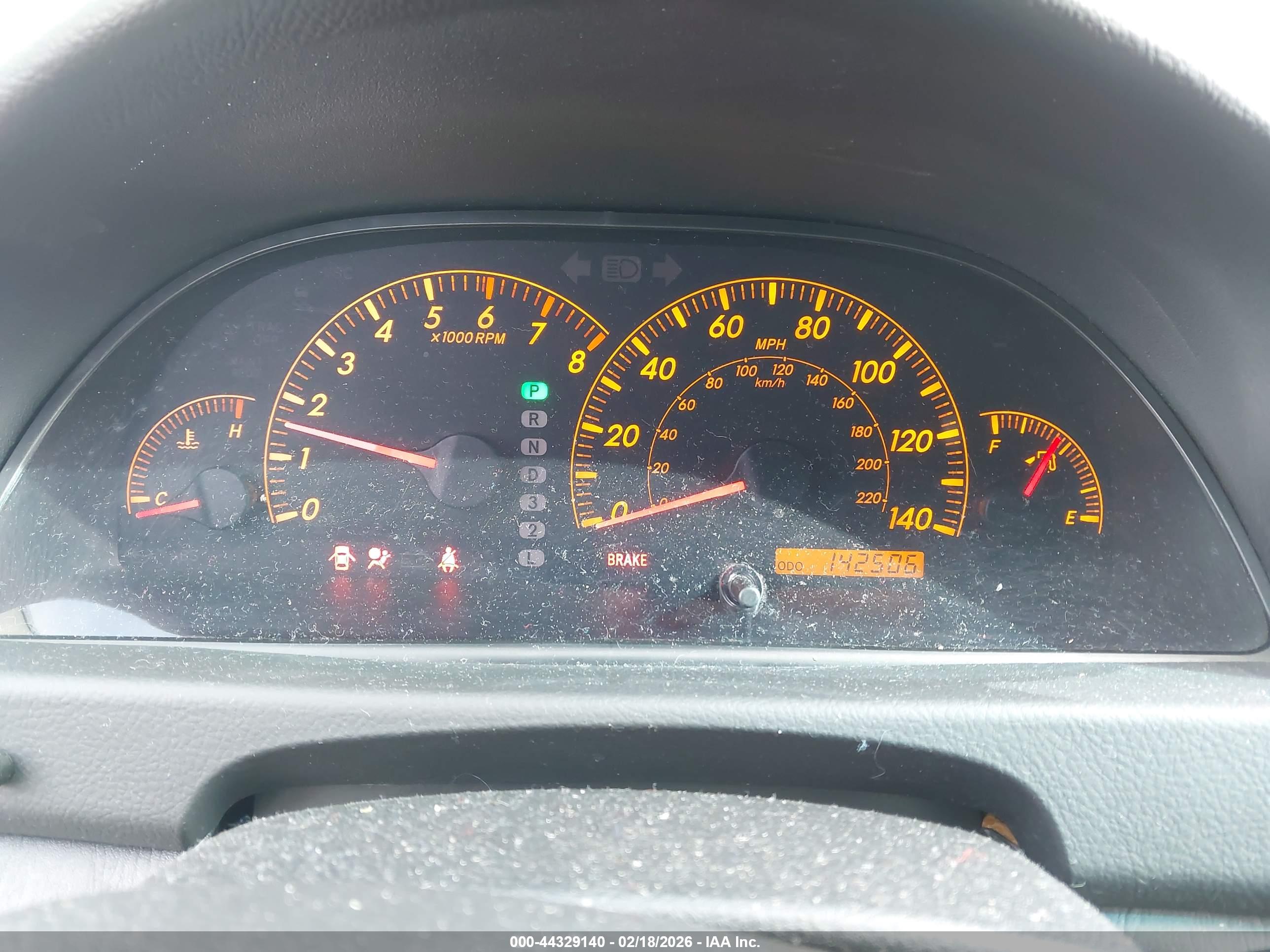 TOYOTA CAMRY image 7