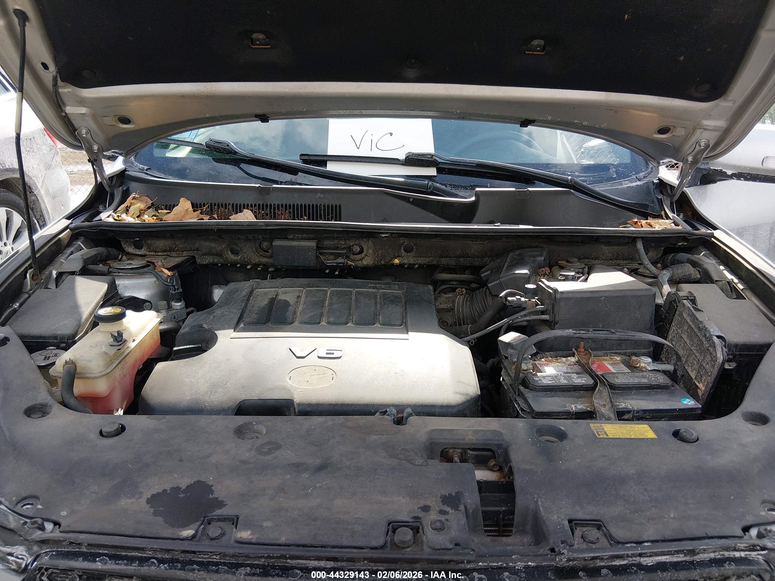 TOYOTA RAV4 image 10