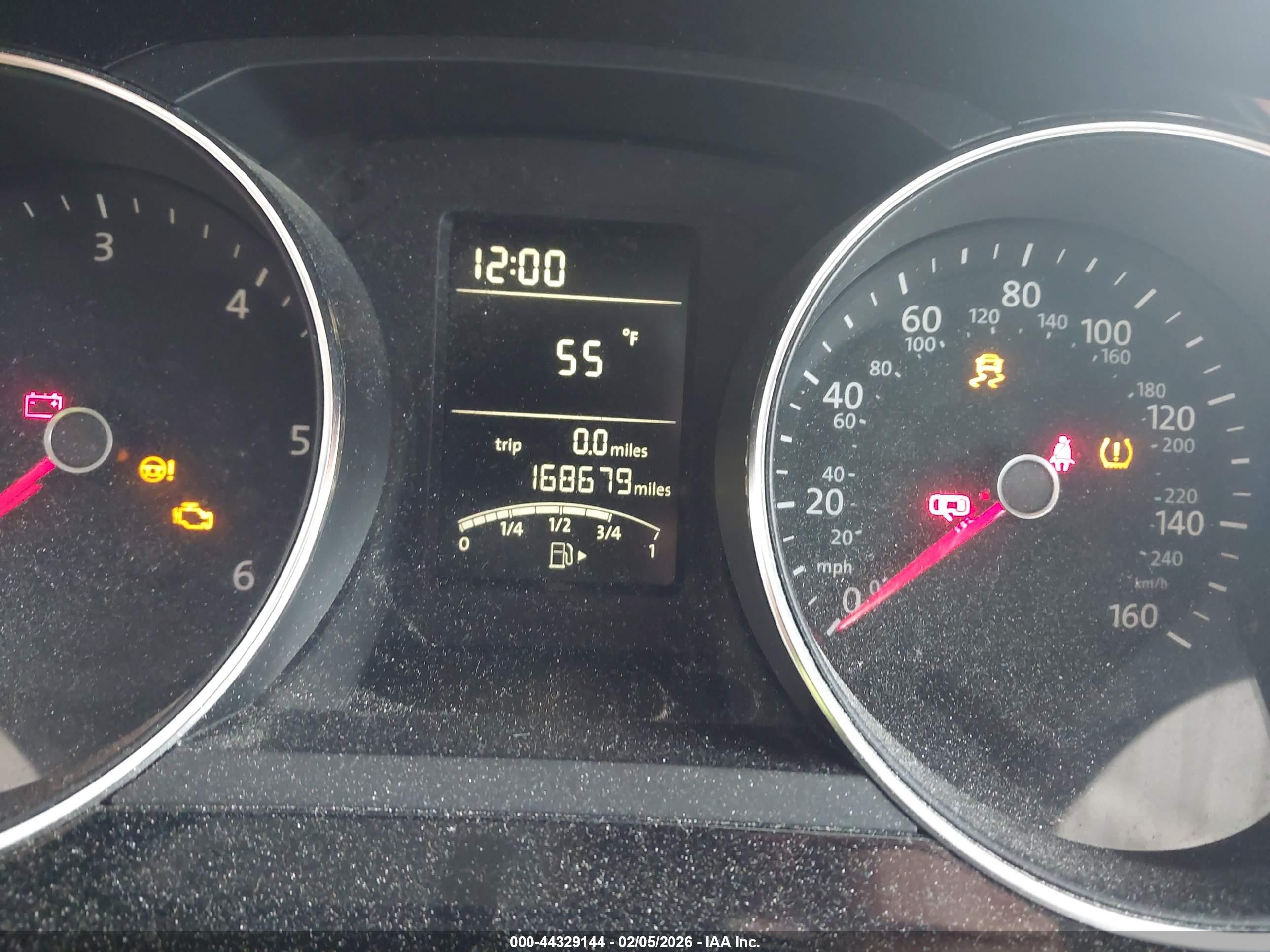 VOLKSWAGEN JETTA image 7