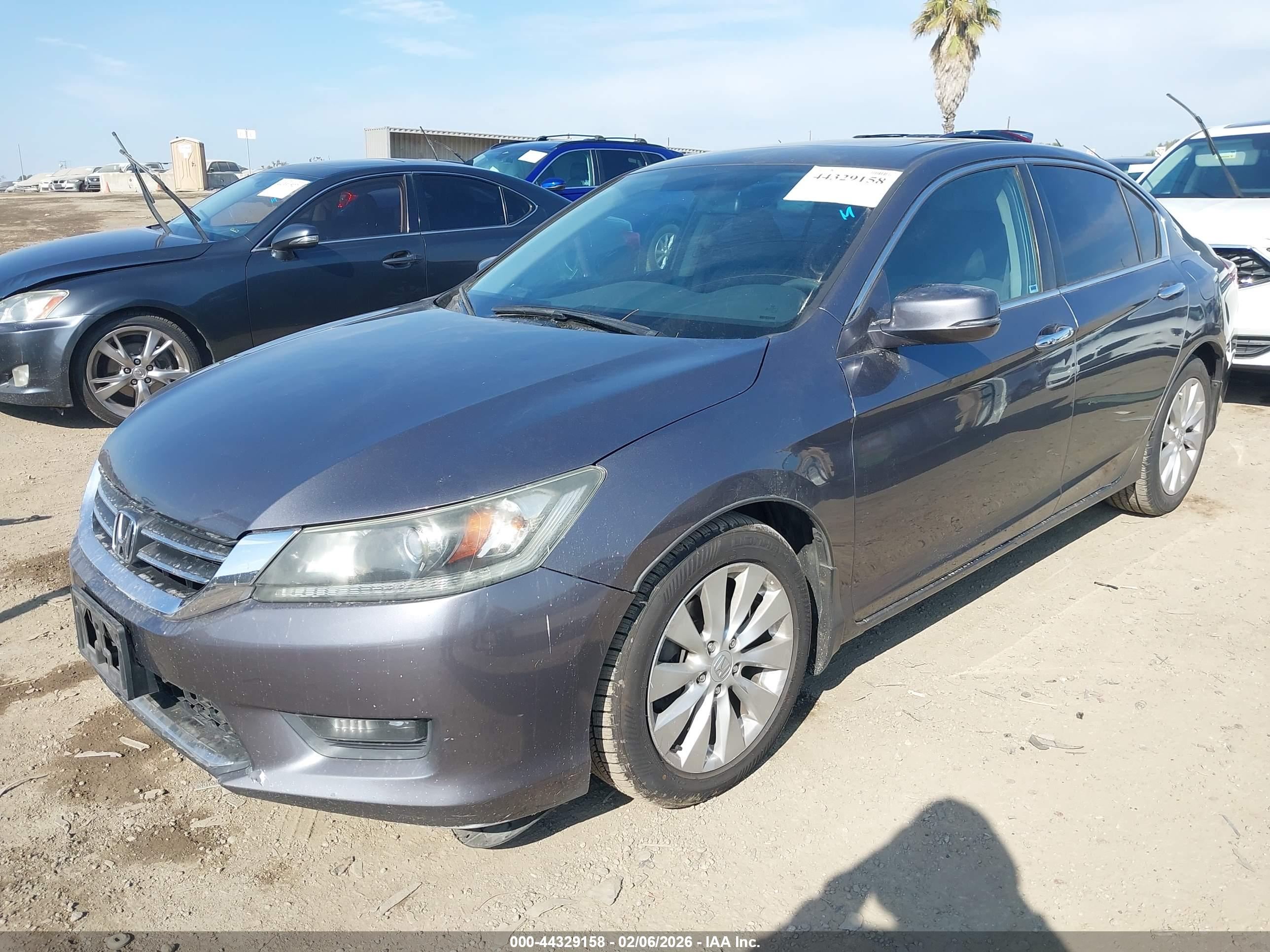 HONDA ACCORD image 2
