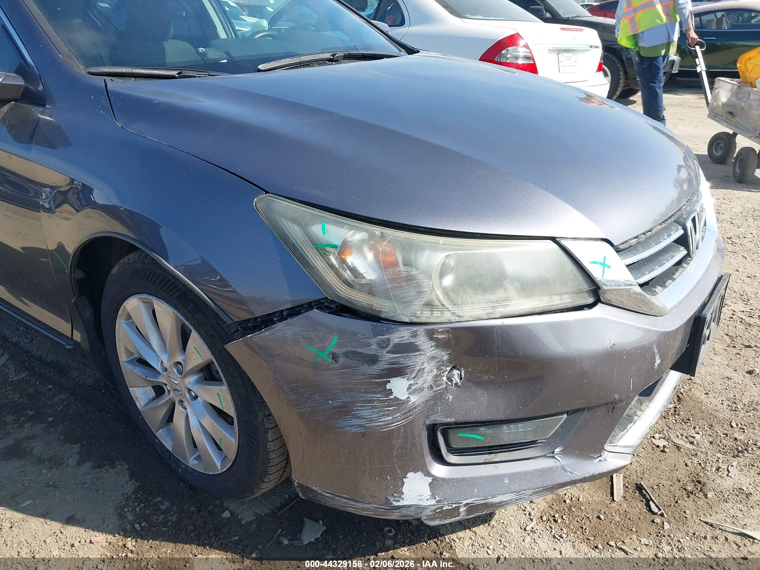 HONDA ACCORD image 6