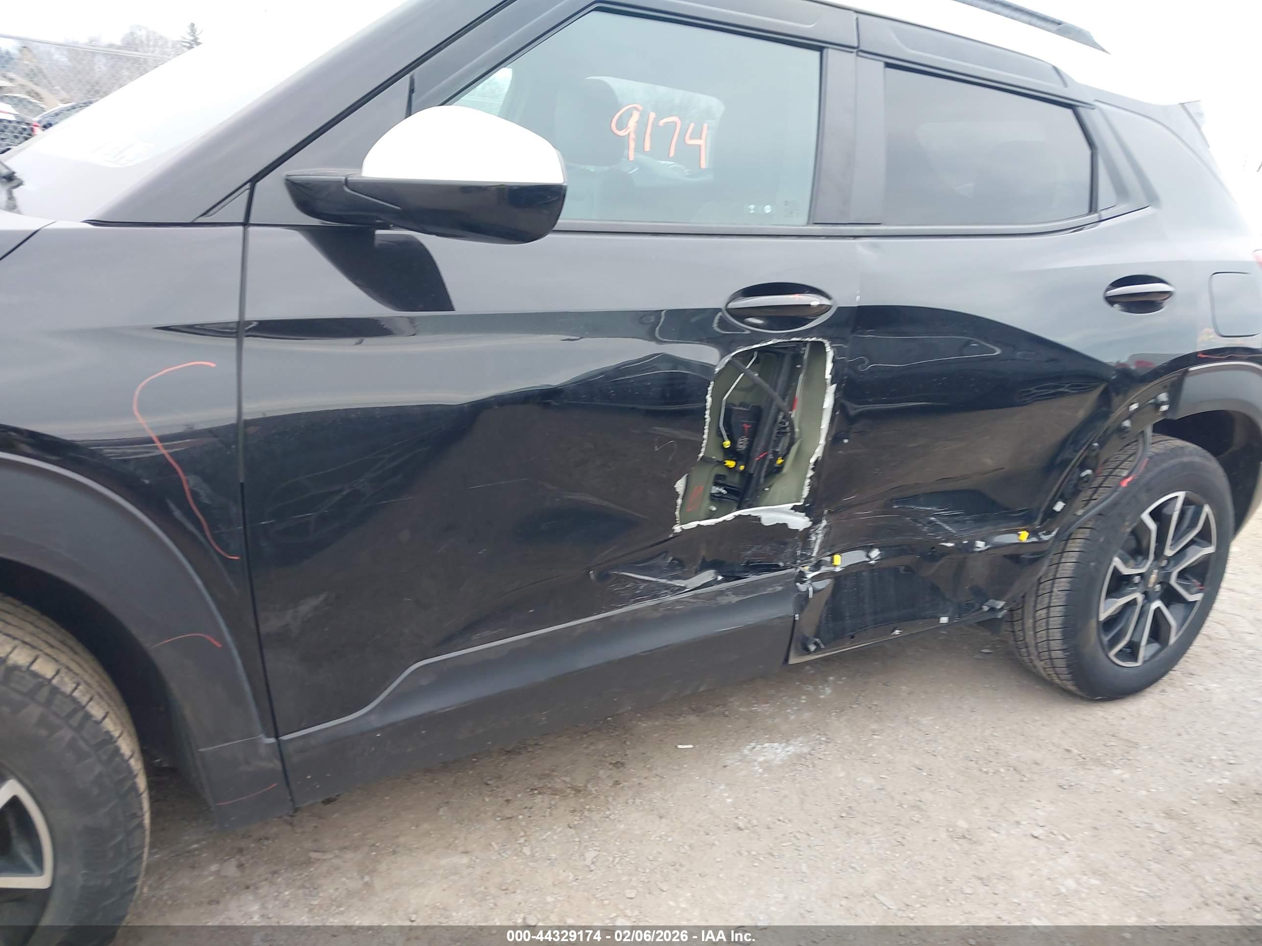 CHEVROLET TRAILBLAZER image 6