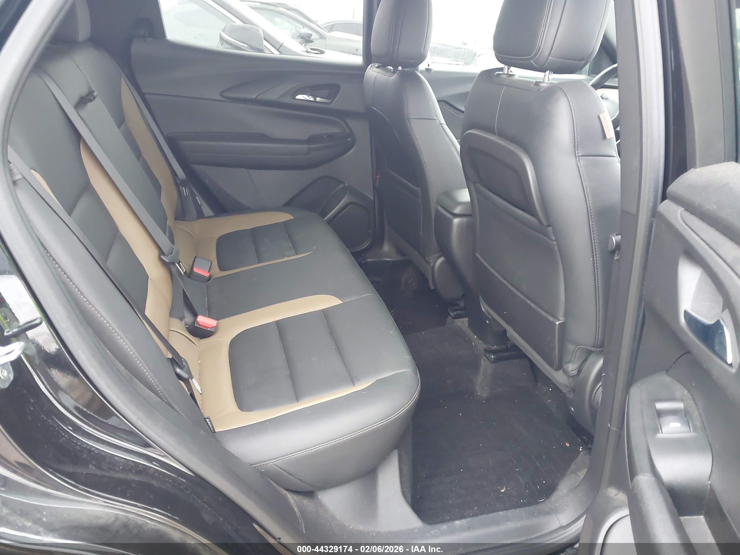CHEVROLET TRAILBLAZER image 8