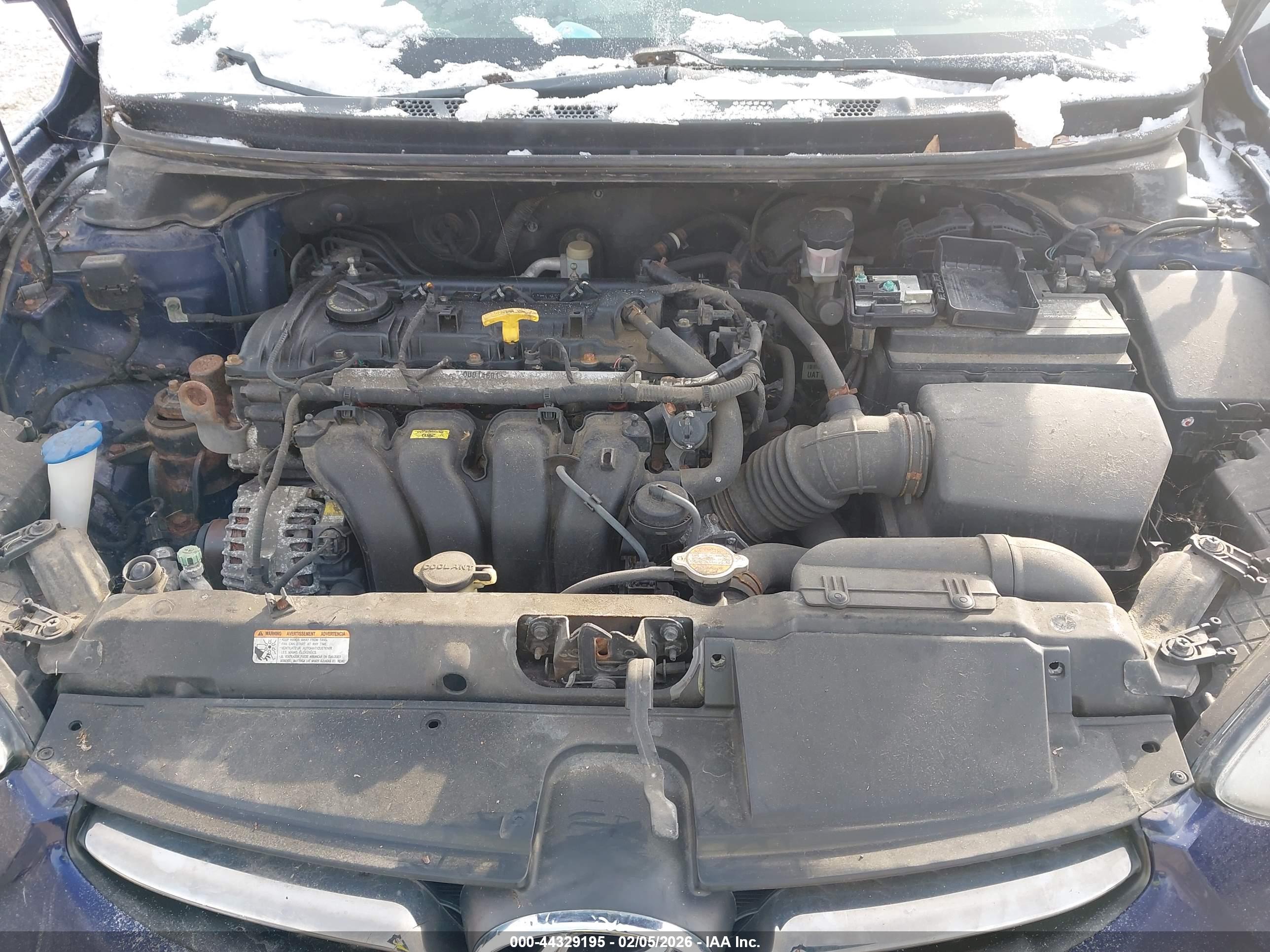 HYUNDAI ELANTRA image 10