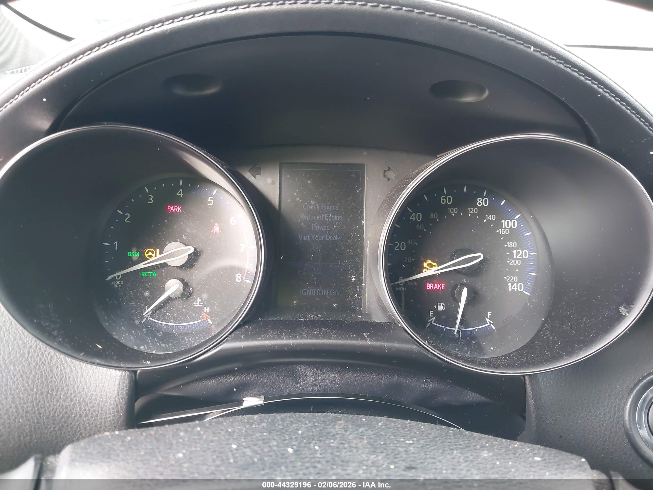 TOYOTA C-HR image 7