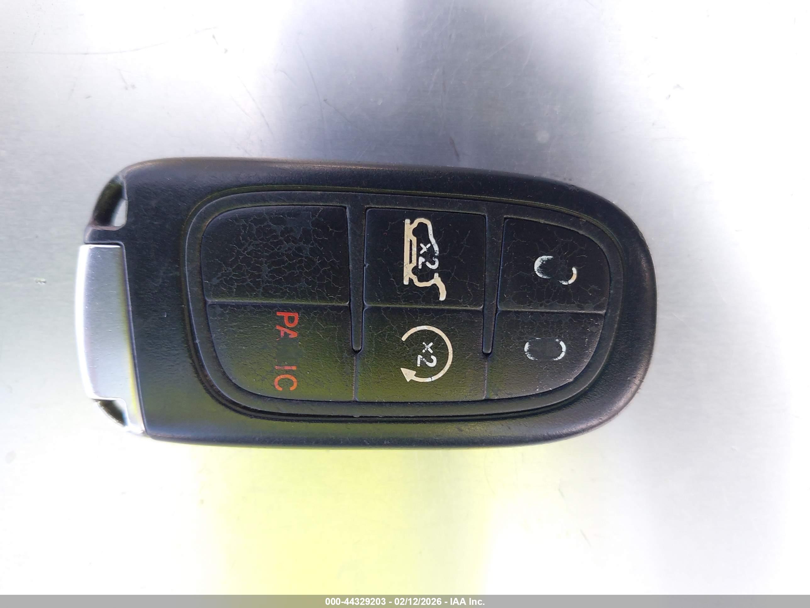 JEEP CHEROKEE image 11