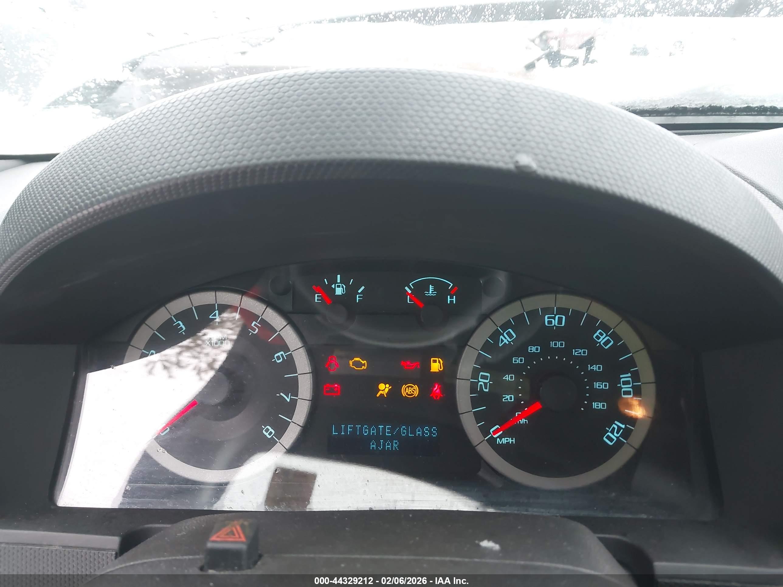FORD ESCAPE image 7