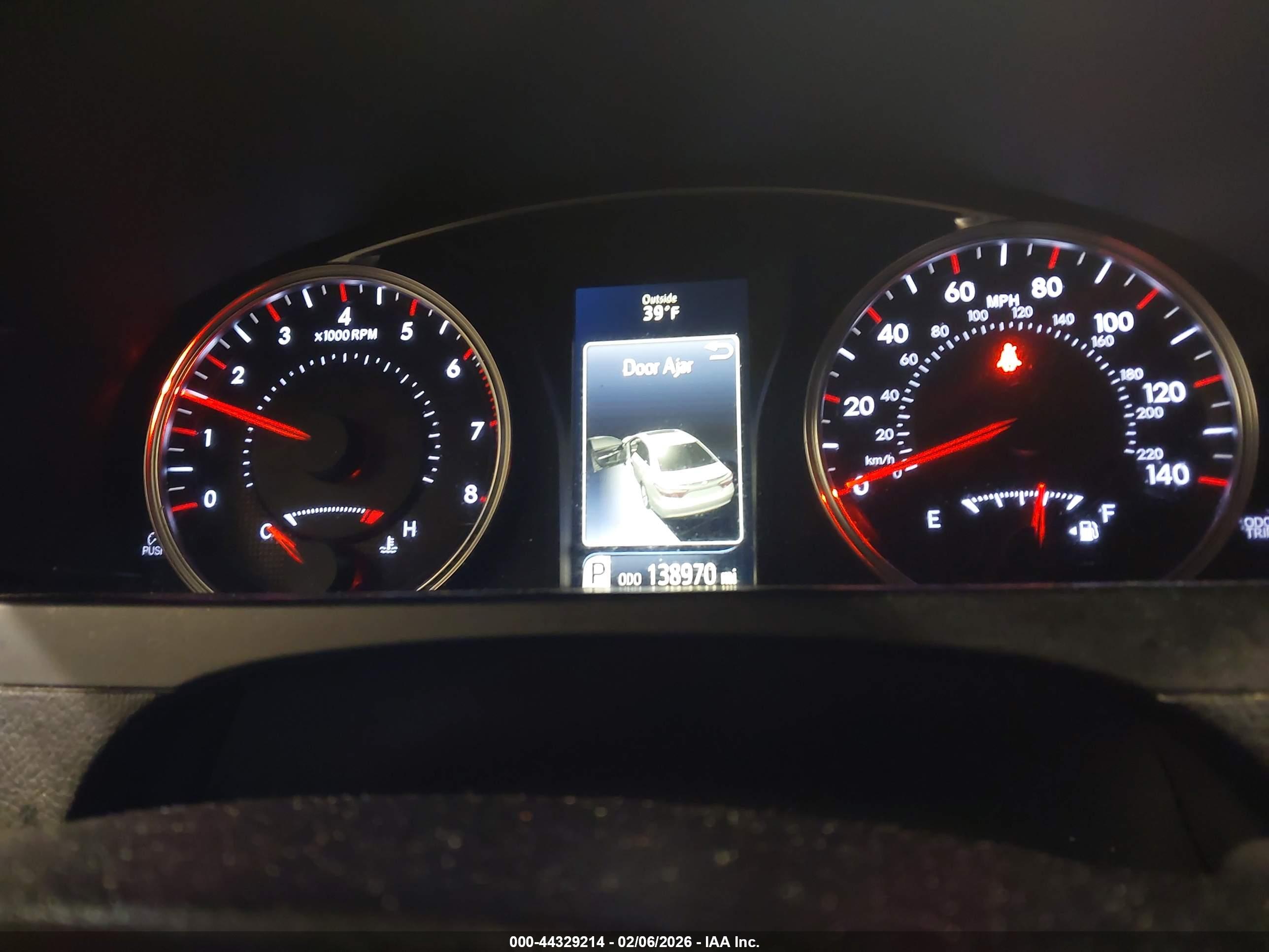 TOYOTA CAMRY image 7
