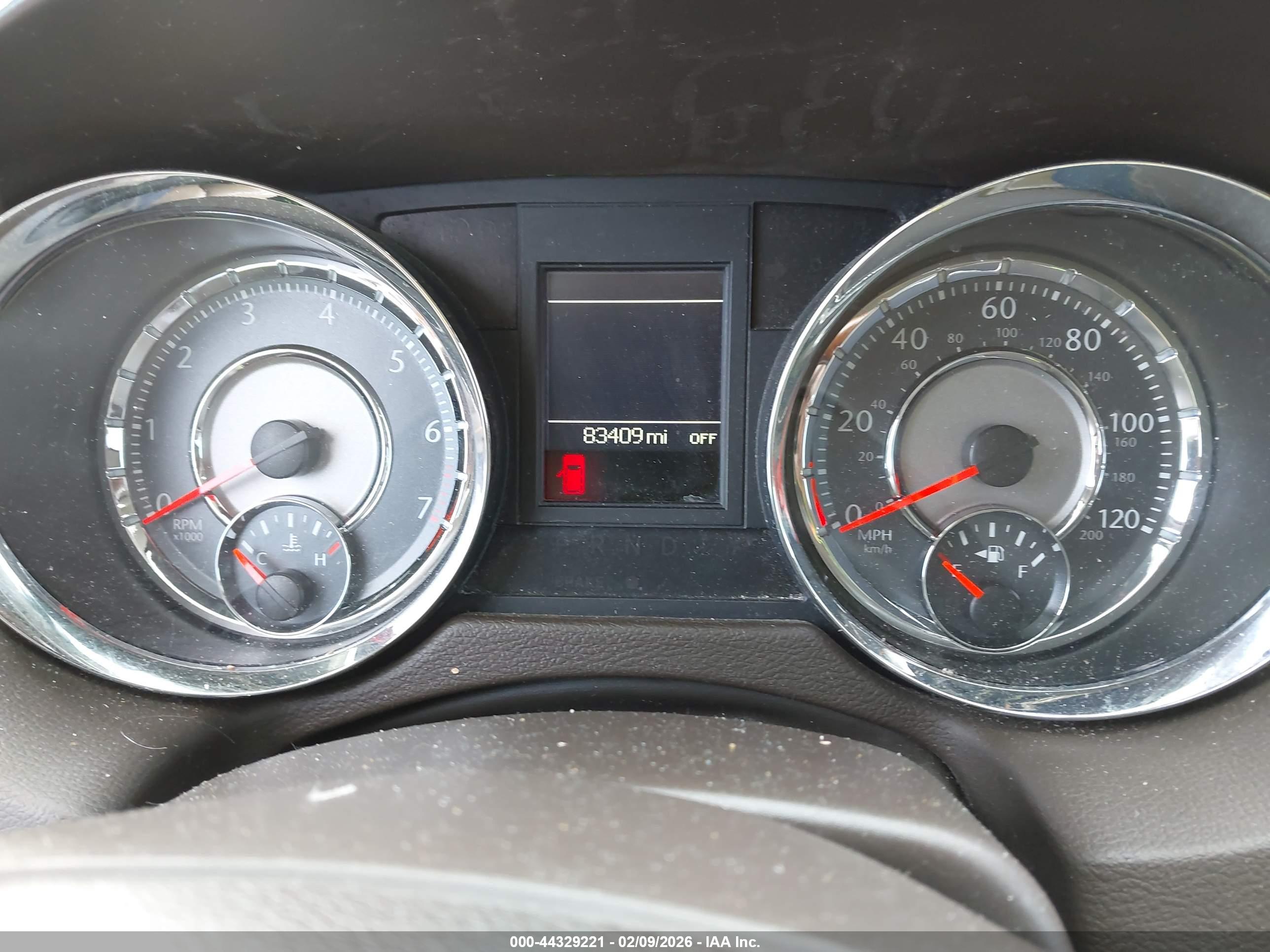 CHRYSLER TOWN image 7