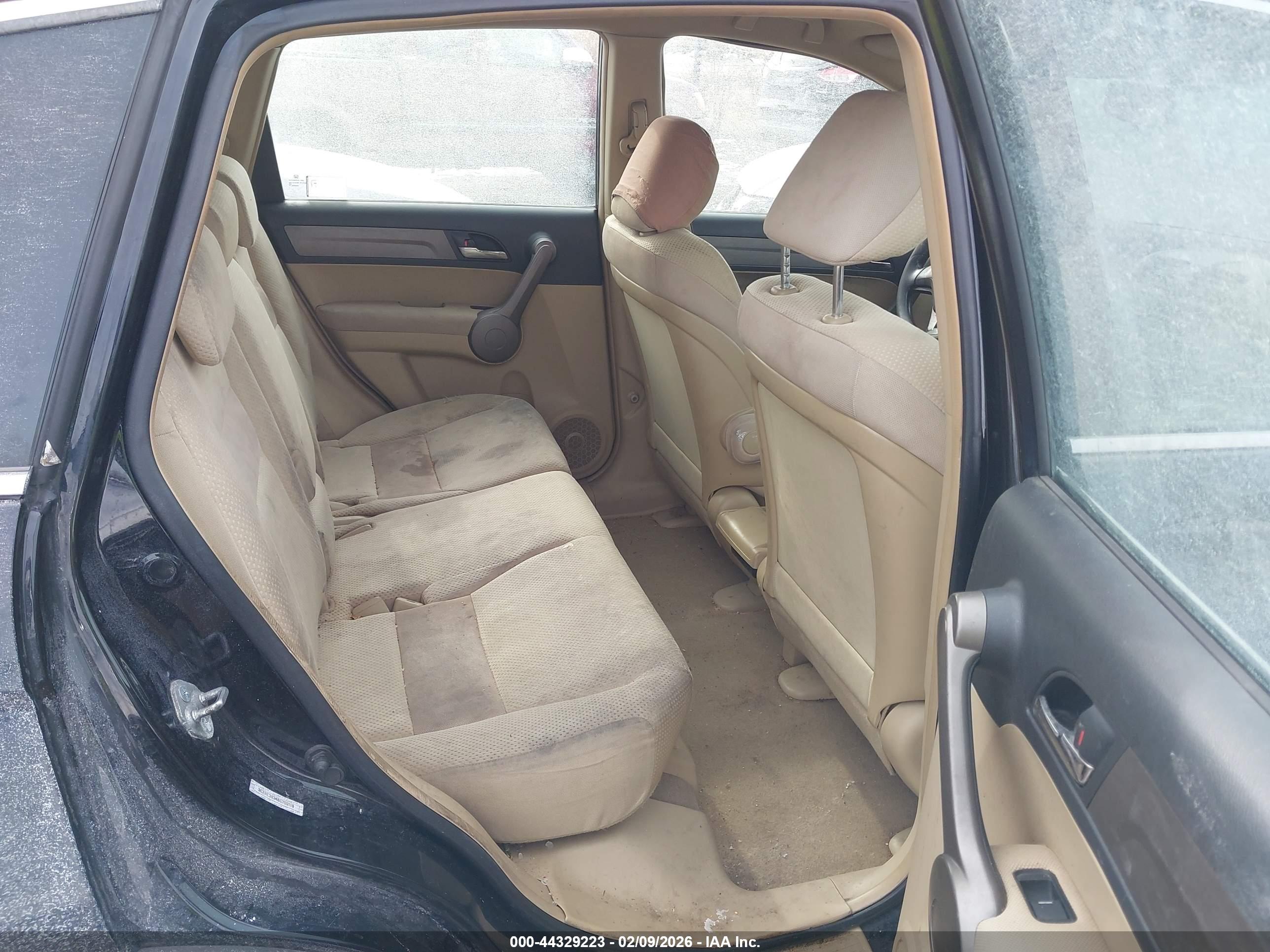 HONDA CR-V image 8