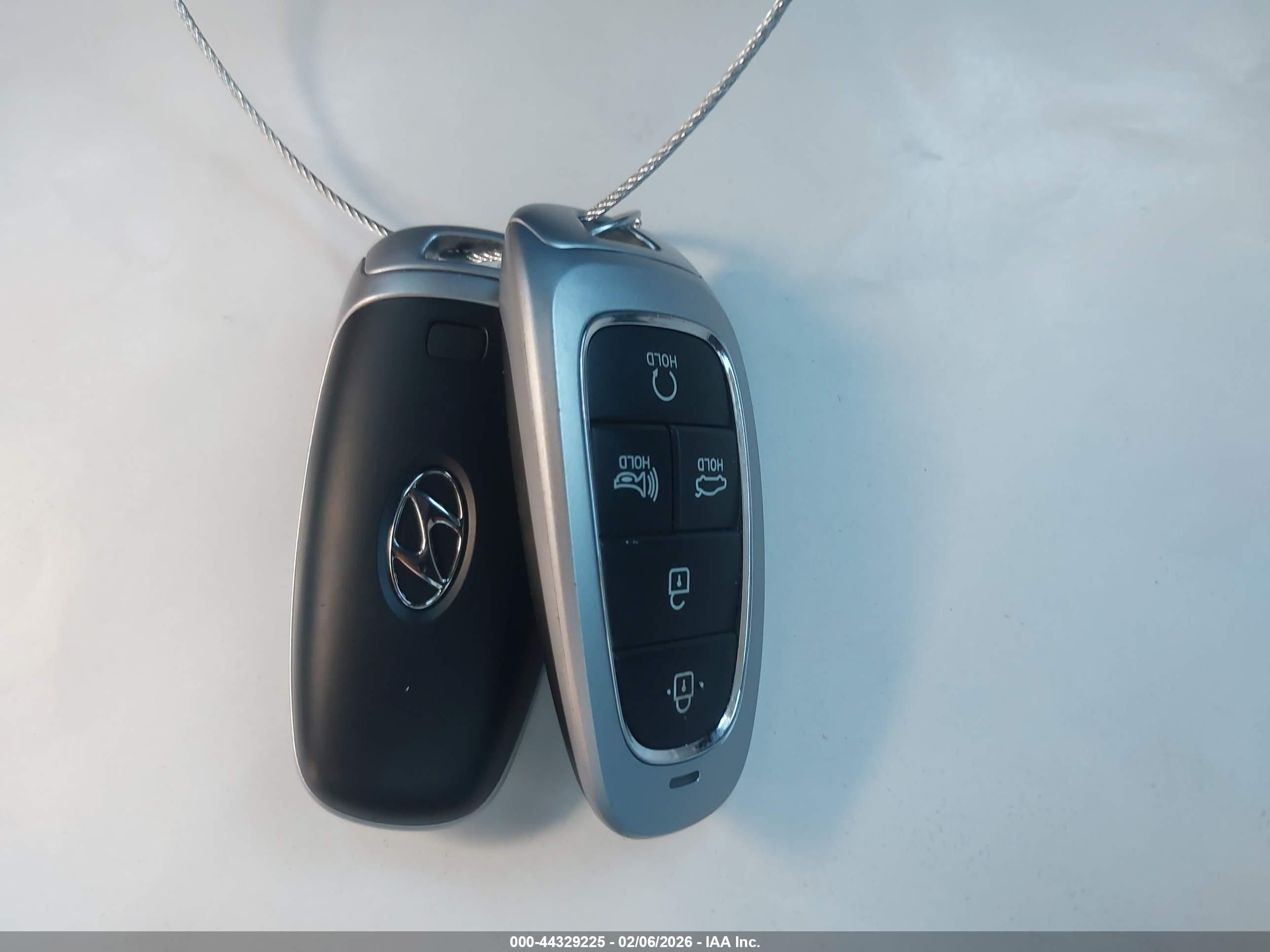 HYUNDAI SONATA image 11