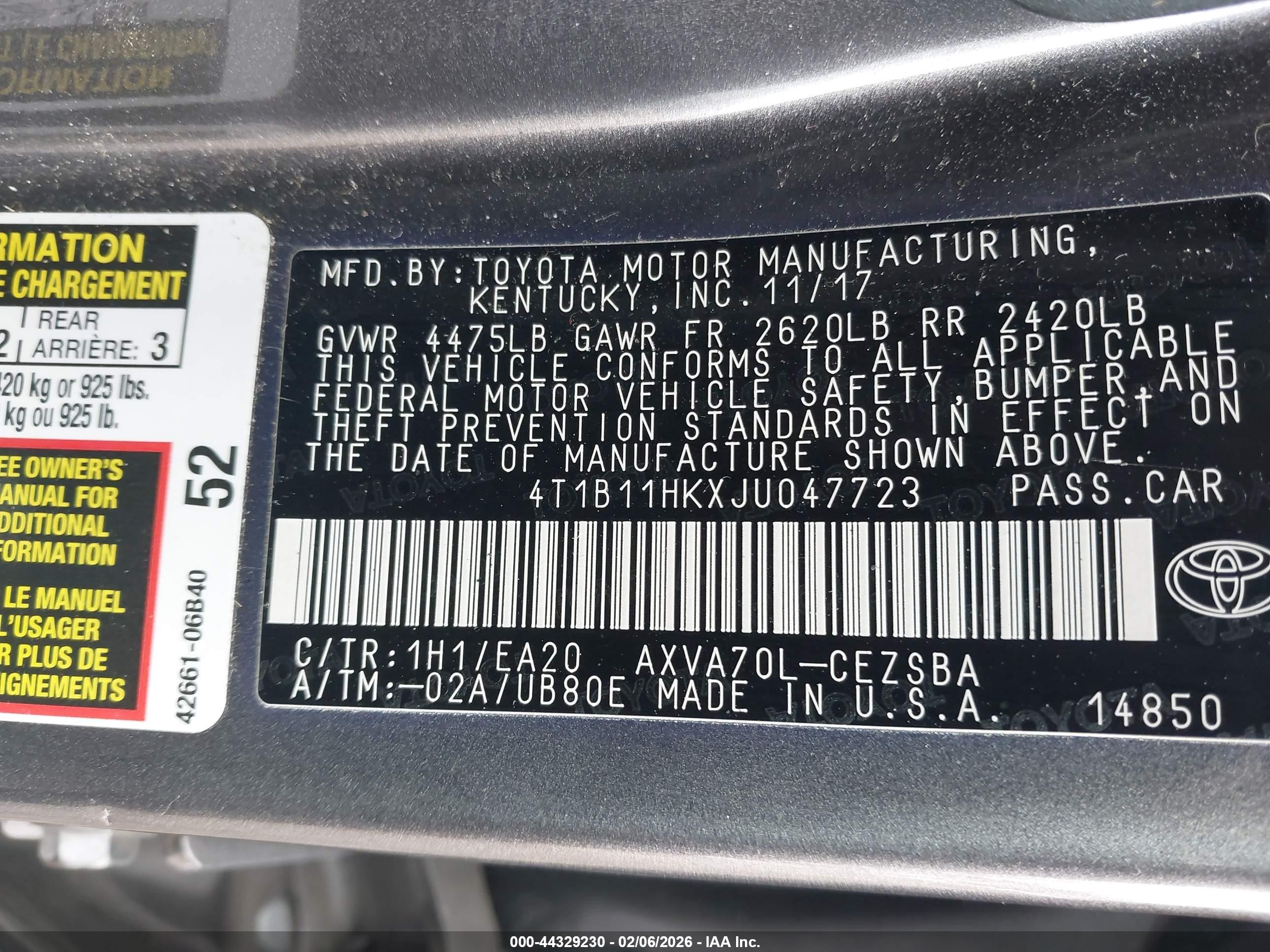 TOYOTA CAMRY image 9