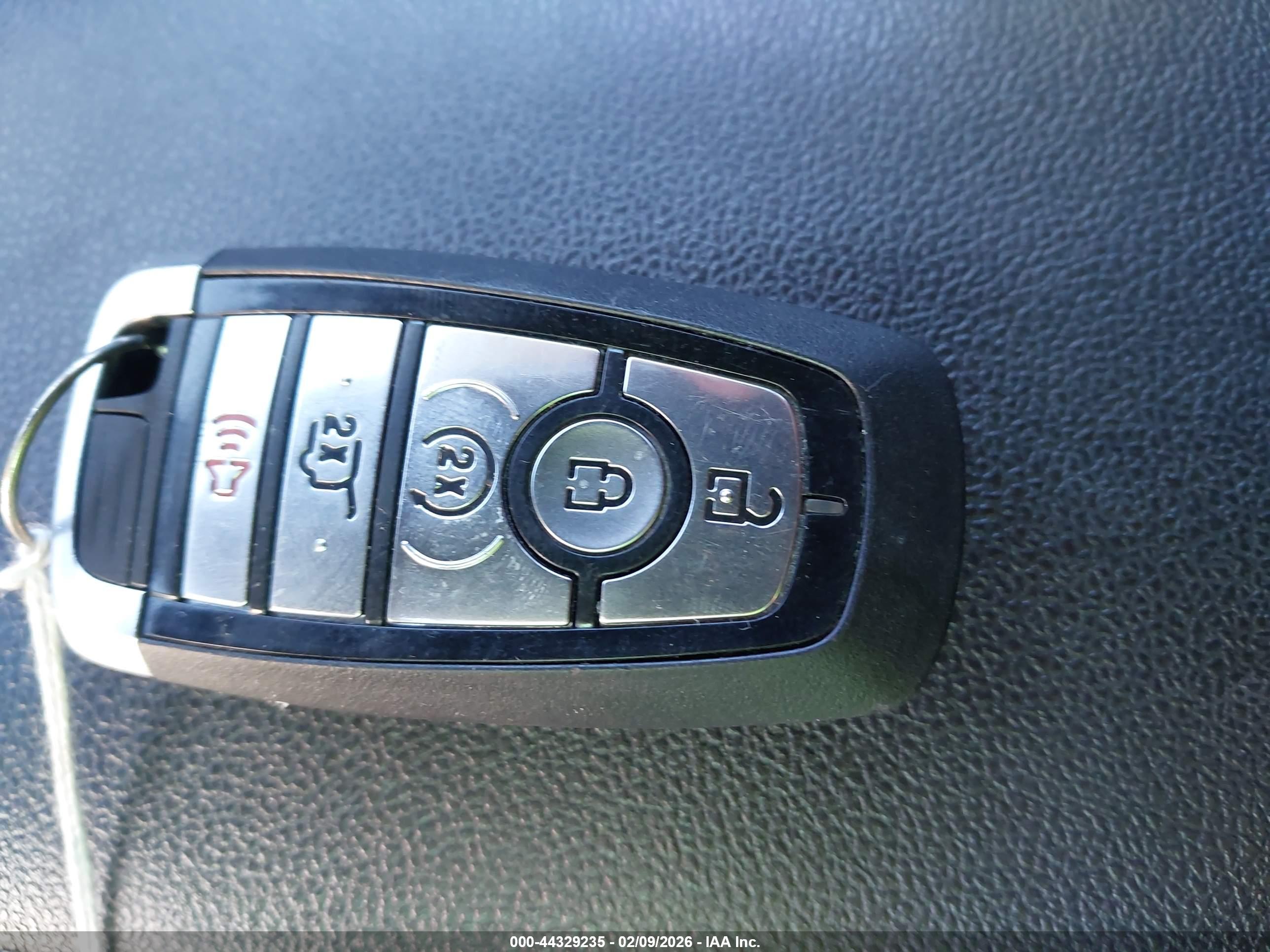FORD ESCAPE image 11