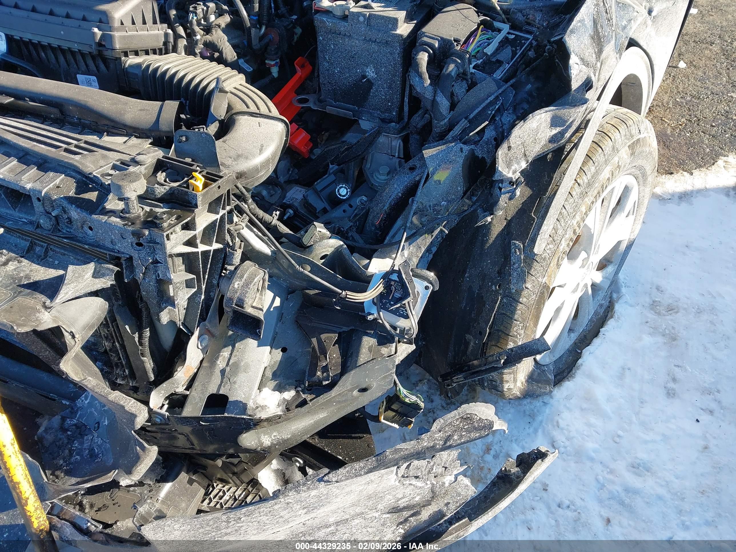 FORD ESCAPE image 6