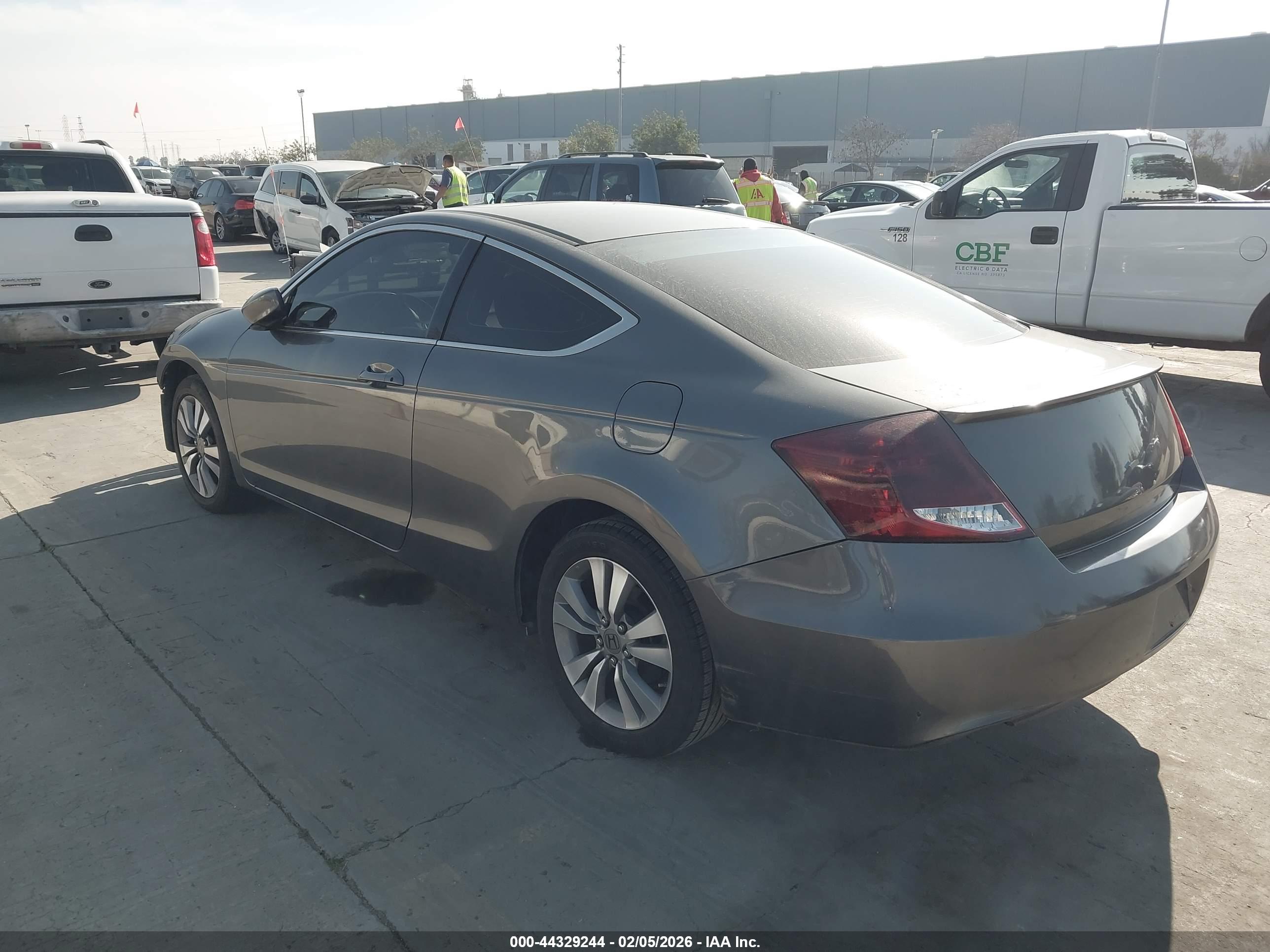 HONDA ACCORD image 3