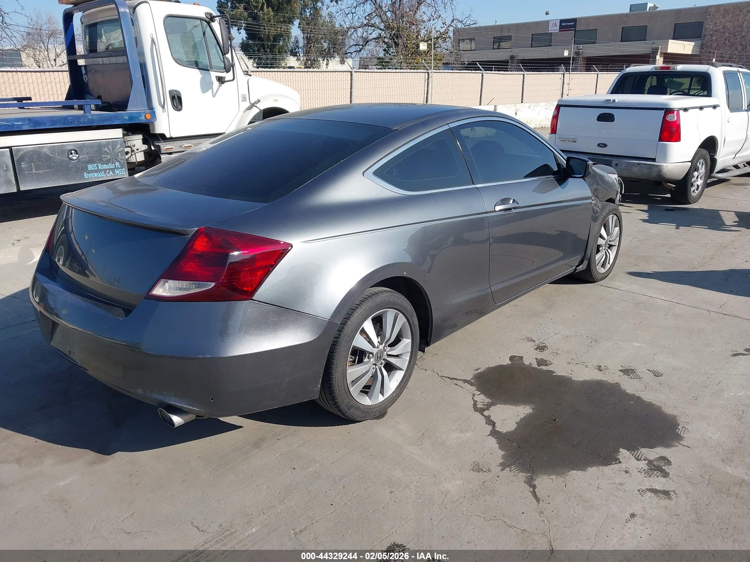 HONDA ACCORD image 4