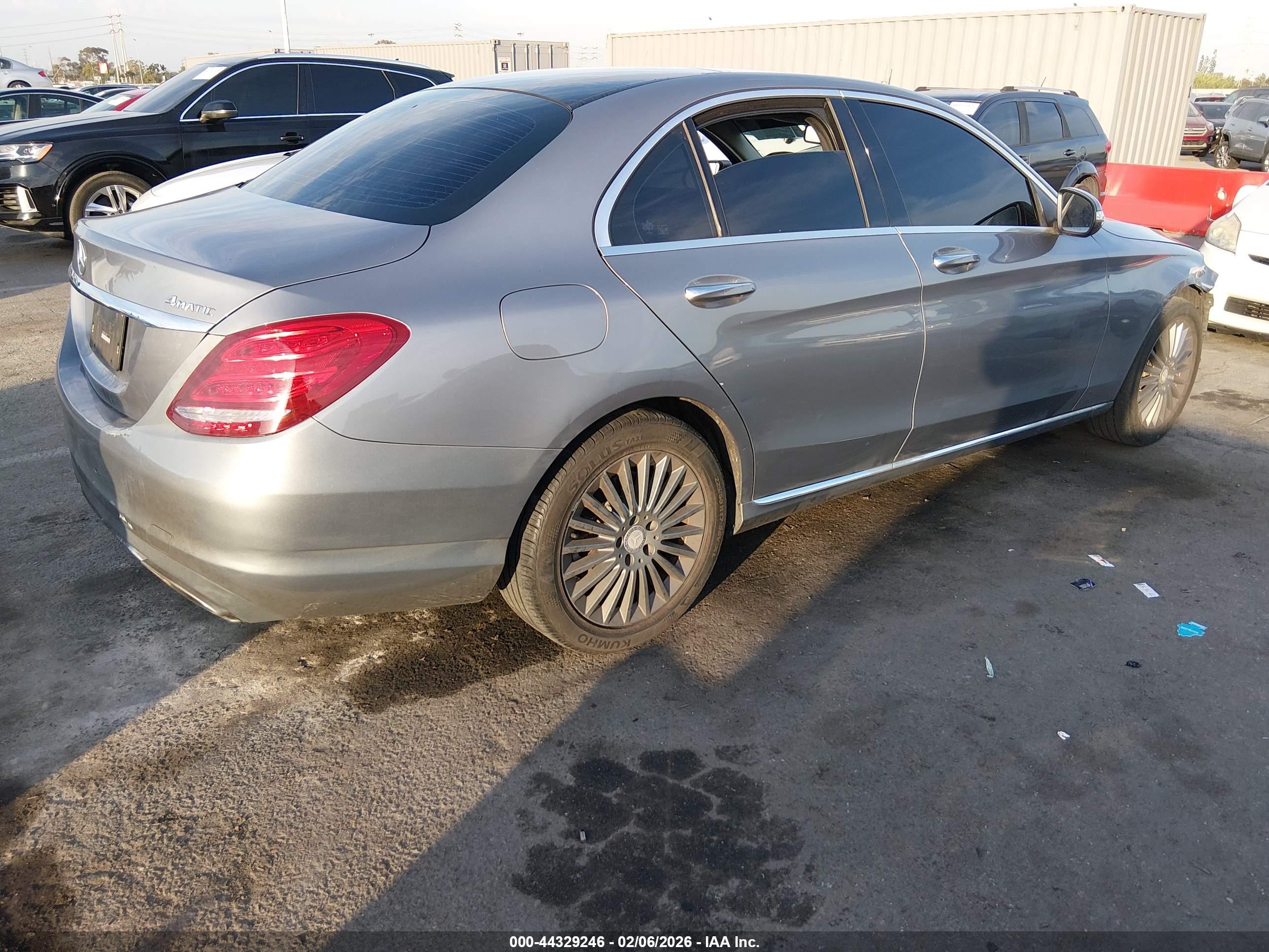 MERCEDES-BENZ C image 4