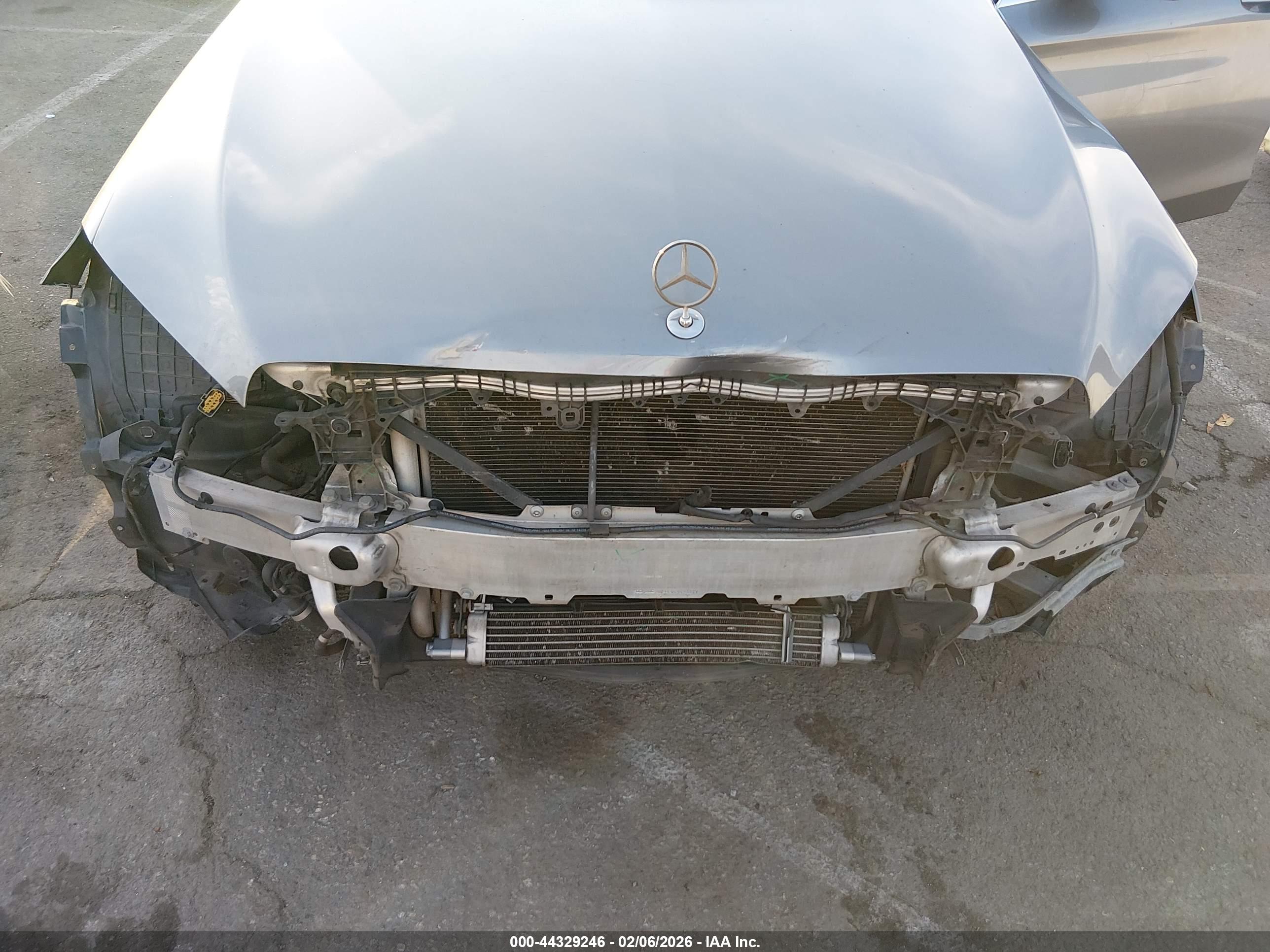 MERCEDES-BENZ C image 6
