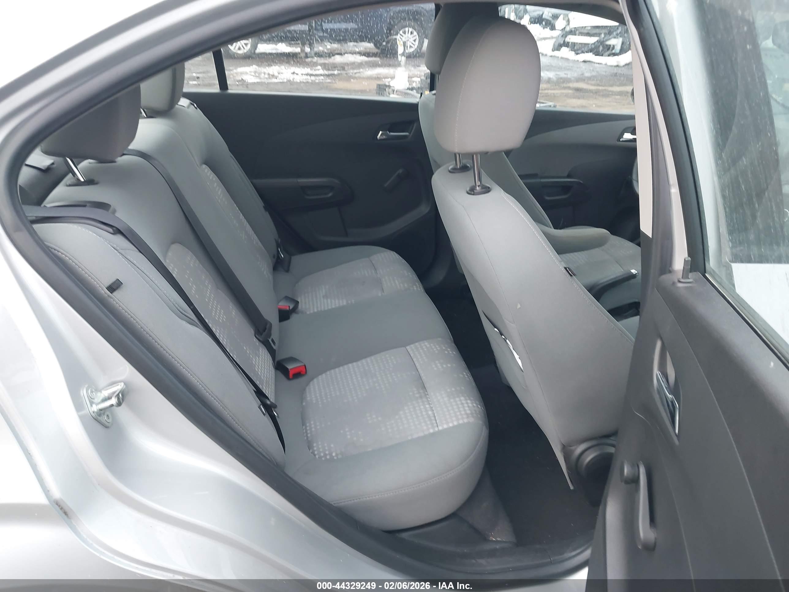 CHEVROLET SONIC image 8