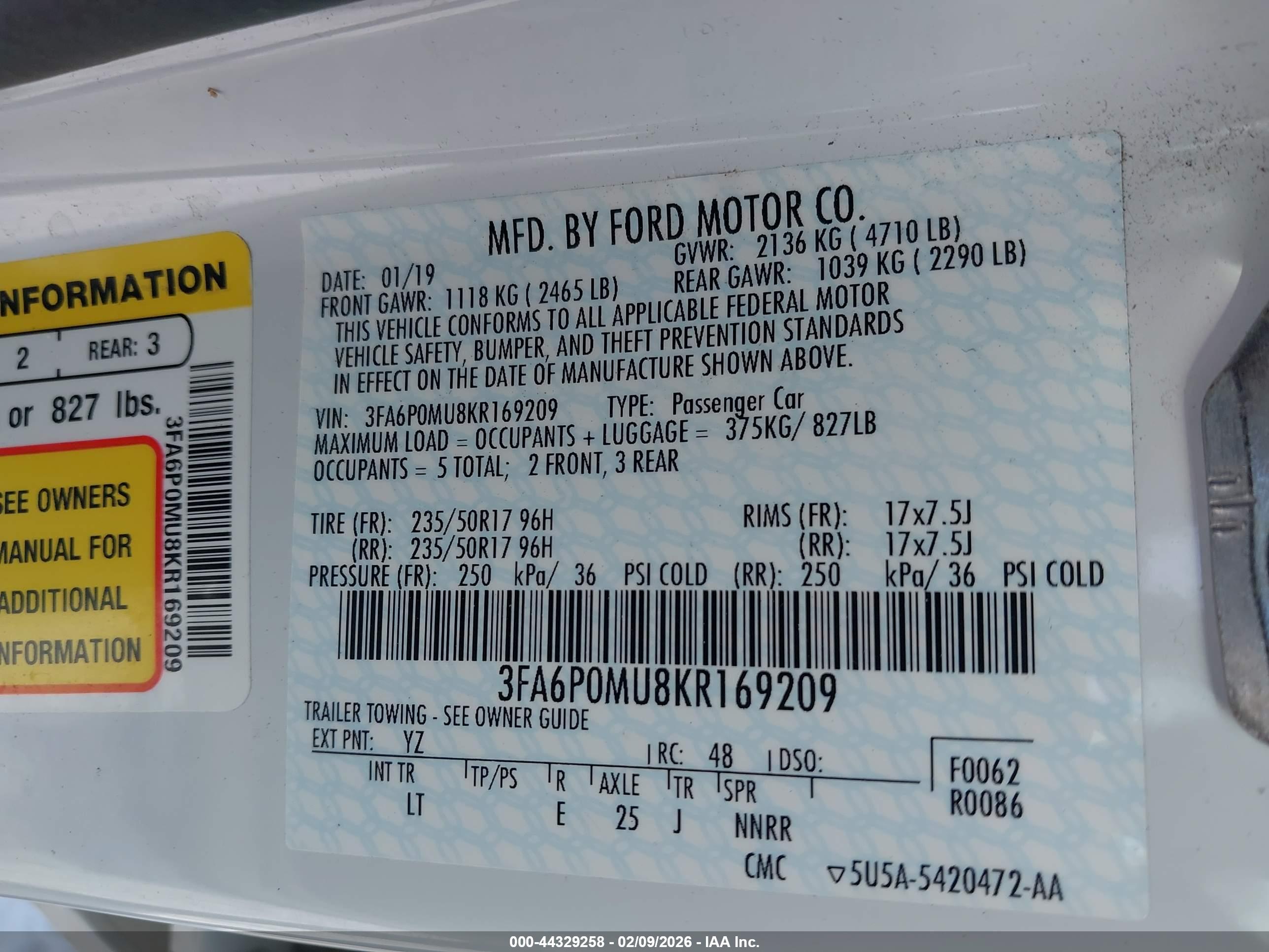 FORD FUSION image 9