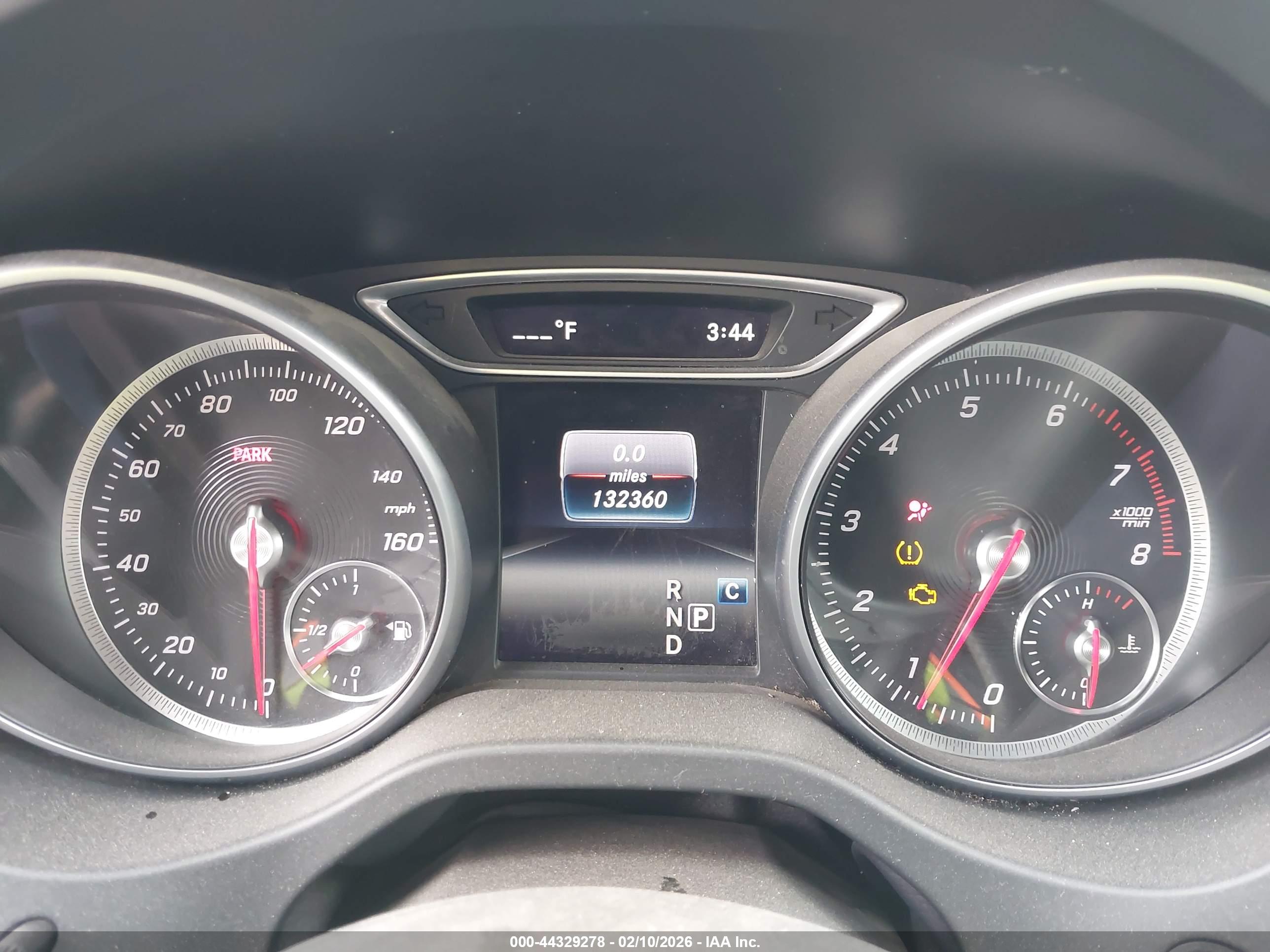 MERCEDES-BENZ GLA image 7