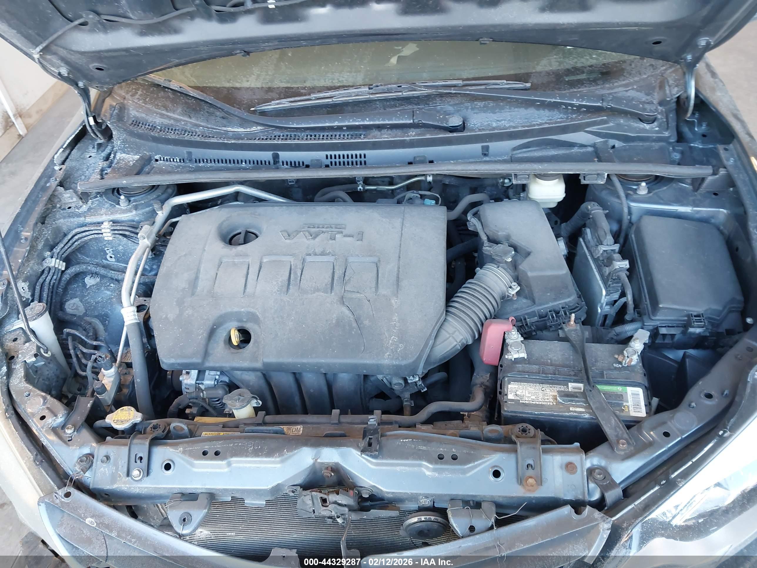 TOYOTA COROLLA image 10