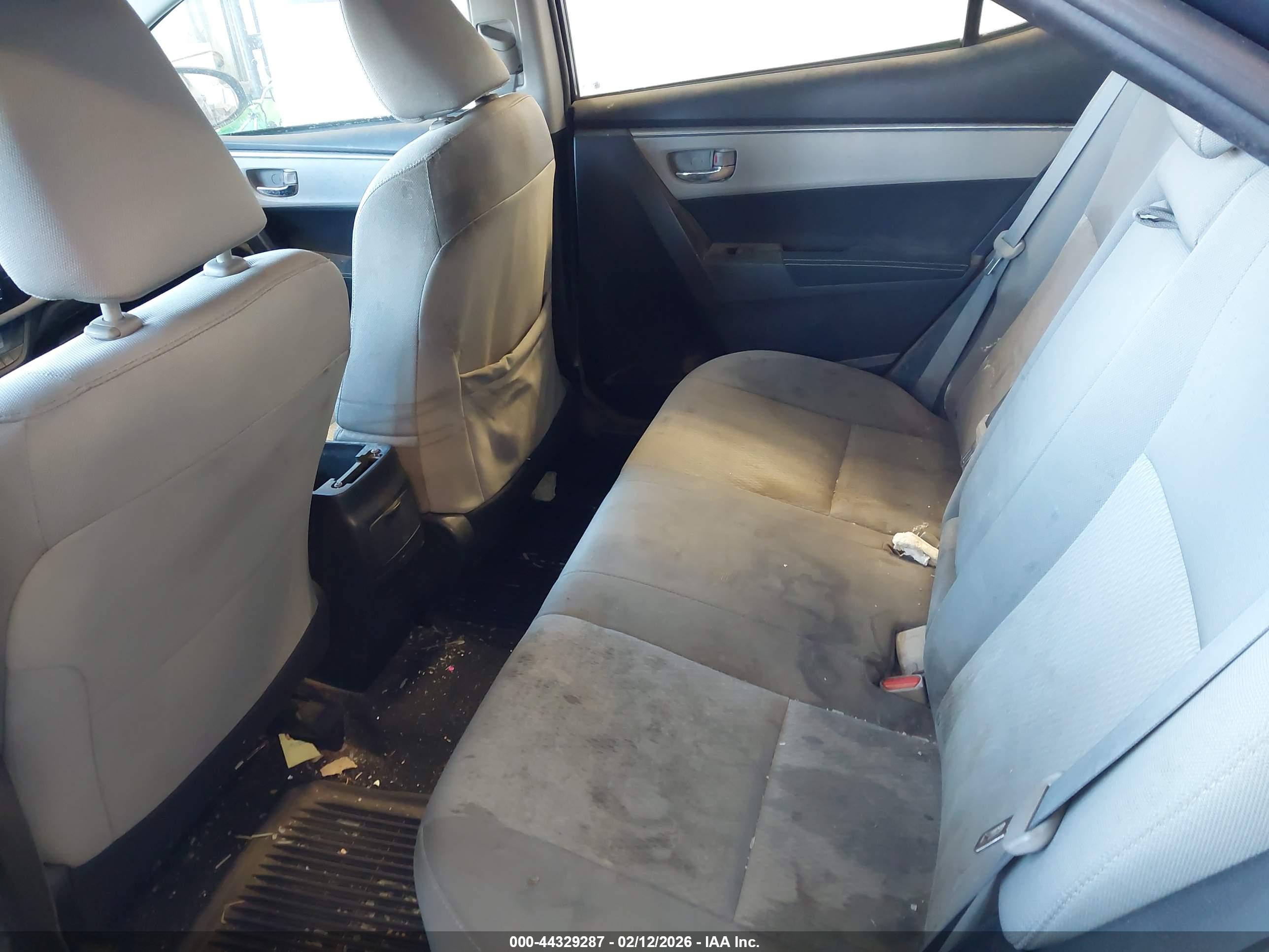 TOYOTA COROLLA image 8