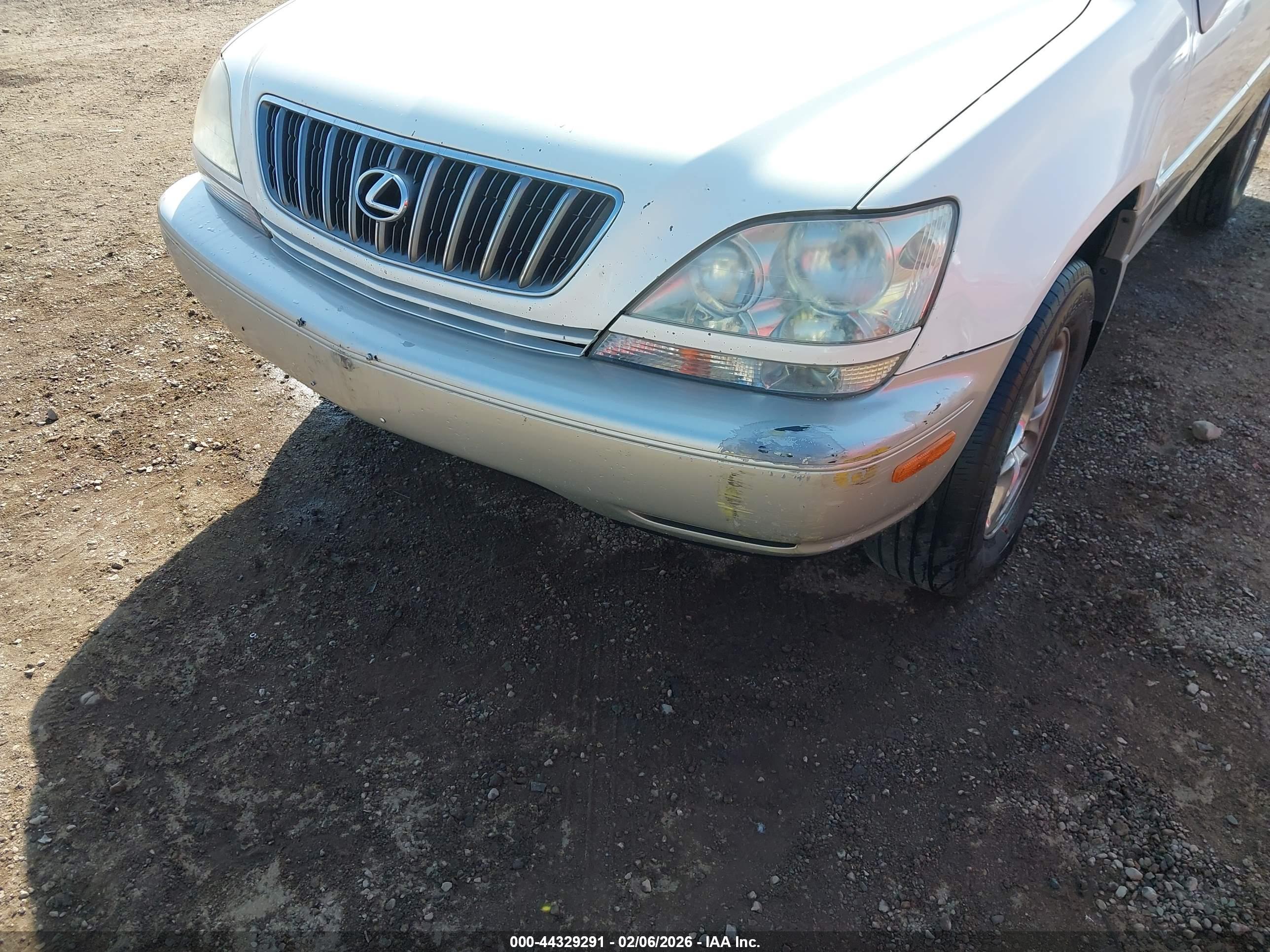 LEXUS RX image 6