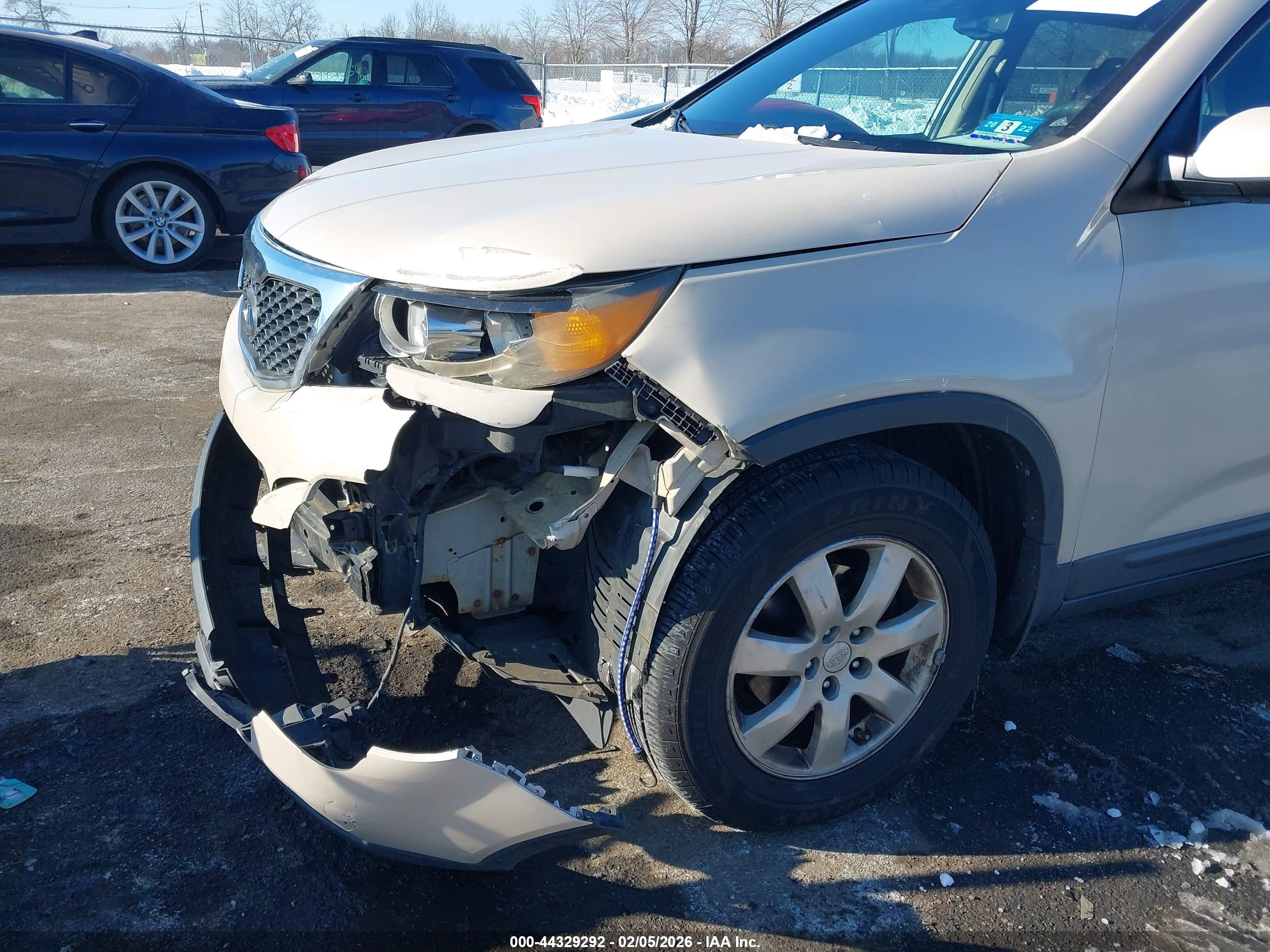 KIA SORENTO image 6