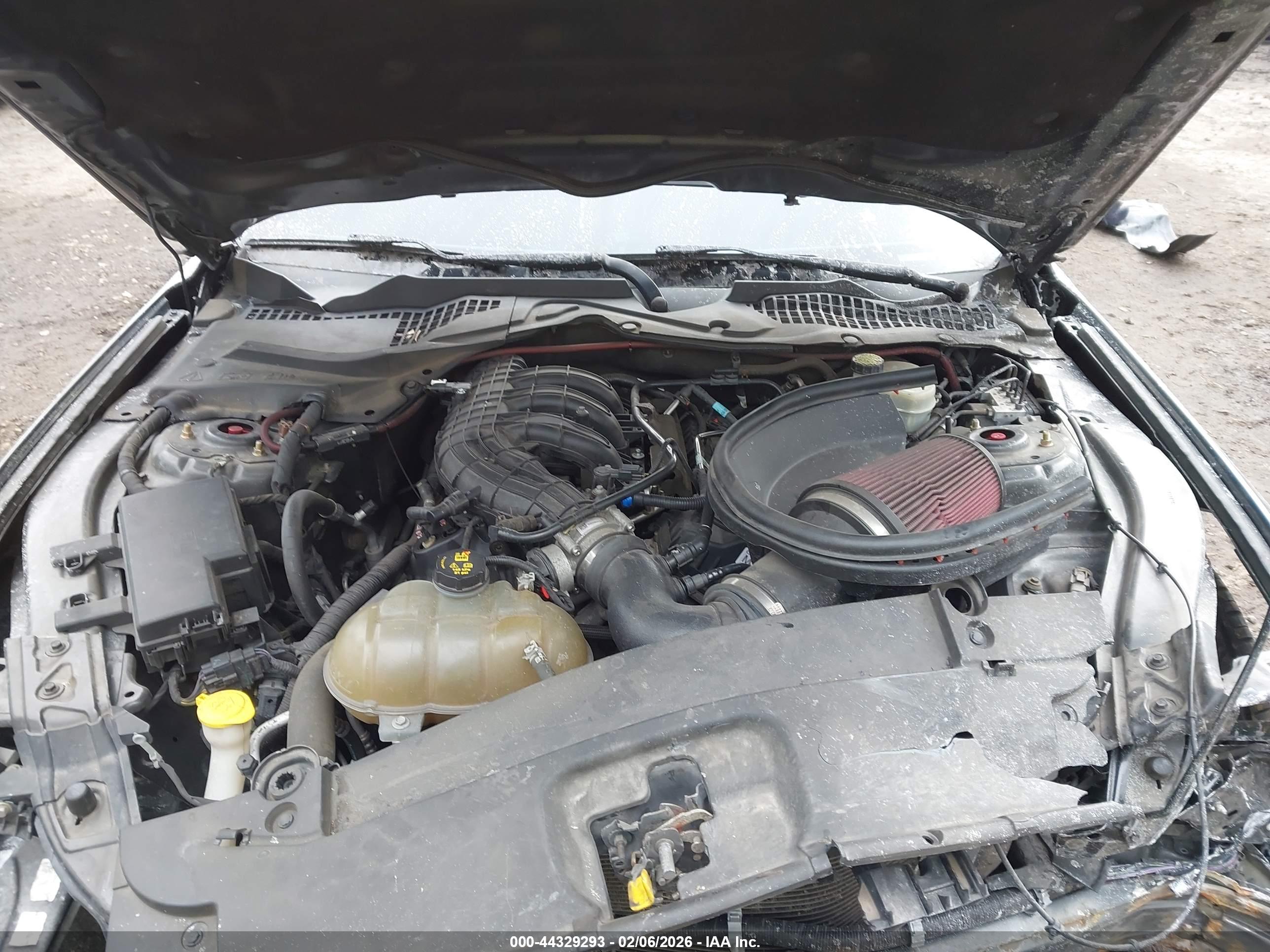 FORD MUSTANG image 10