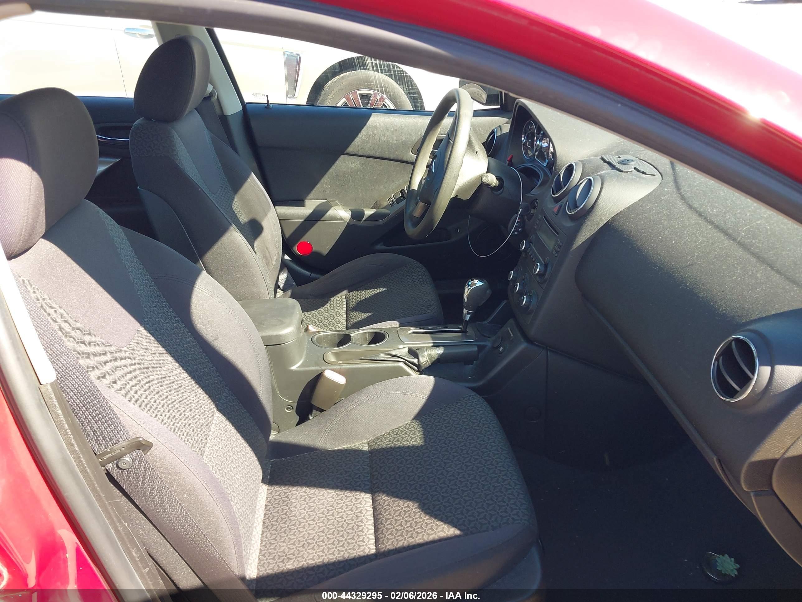 PONTIAC G6 image 5