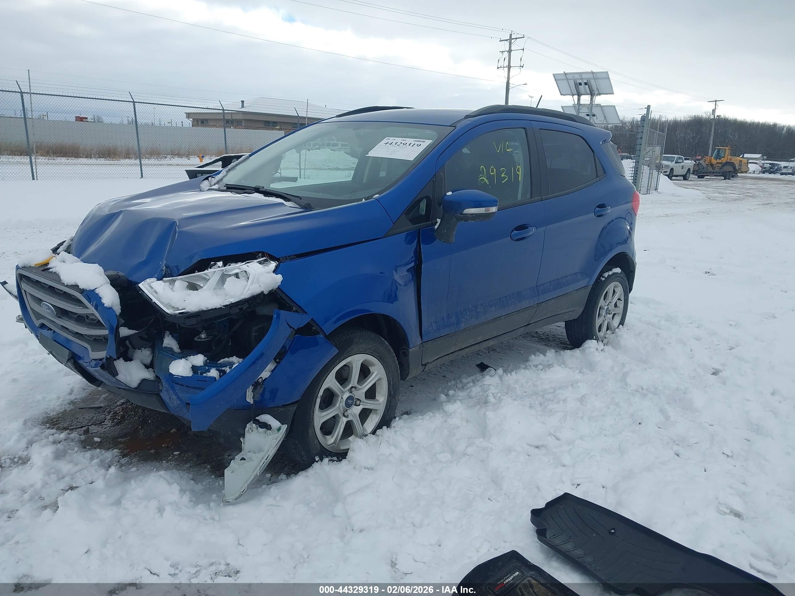 FORD ECOSPORT image 2