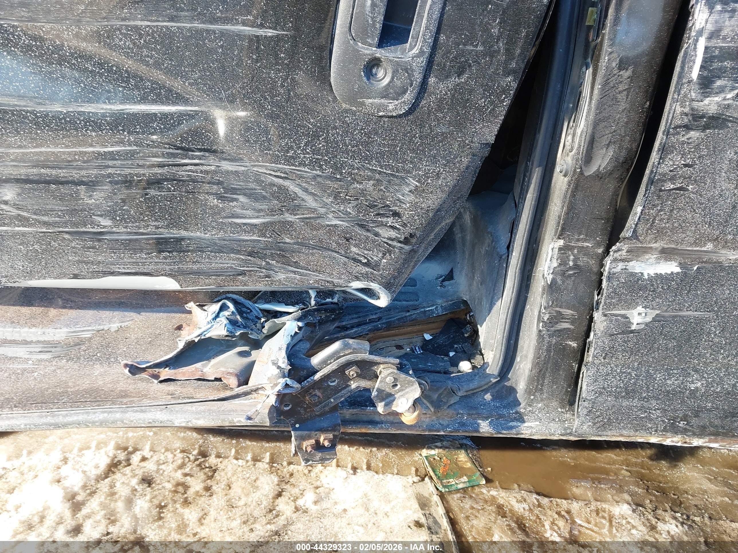 GMC SAVANA image 6