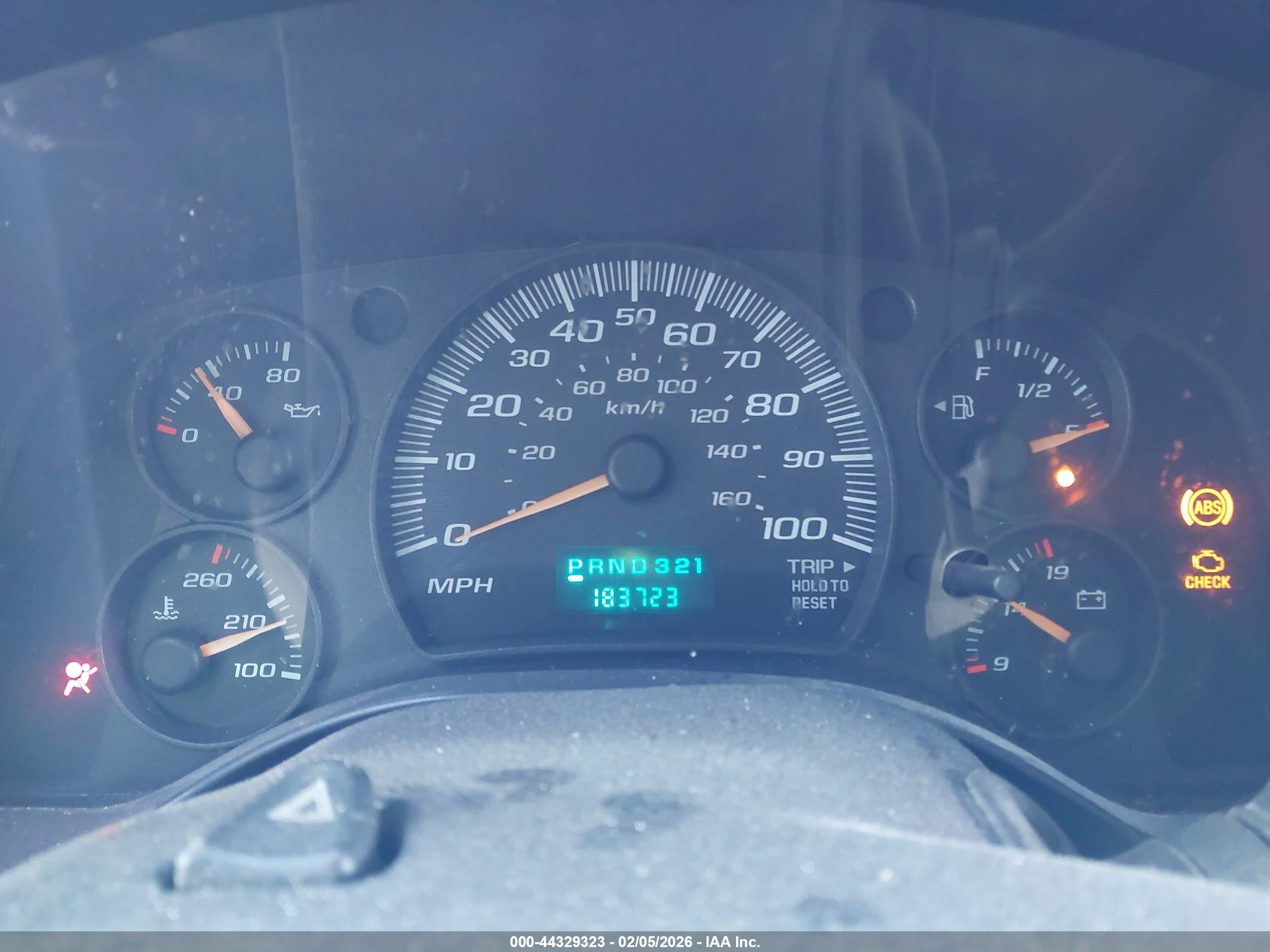 GMC SAVANA image 7