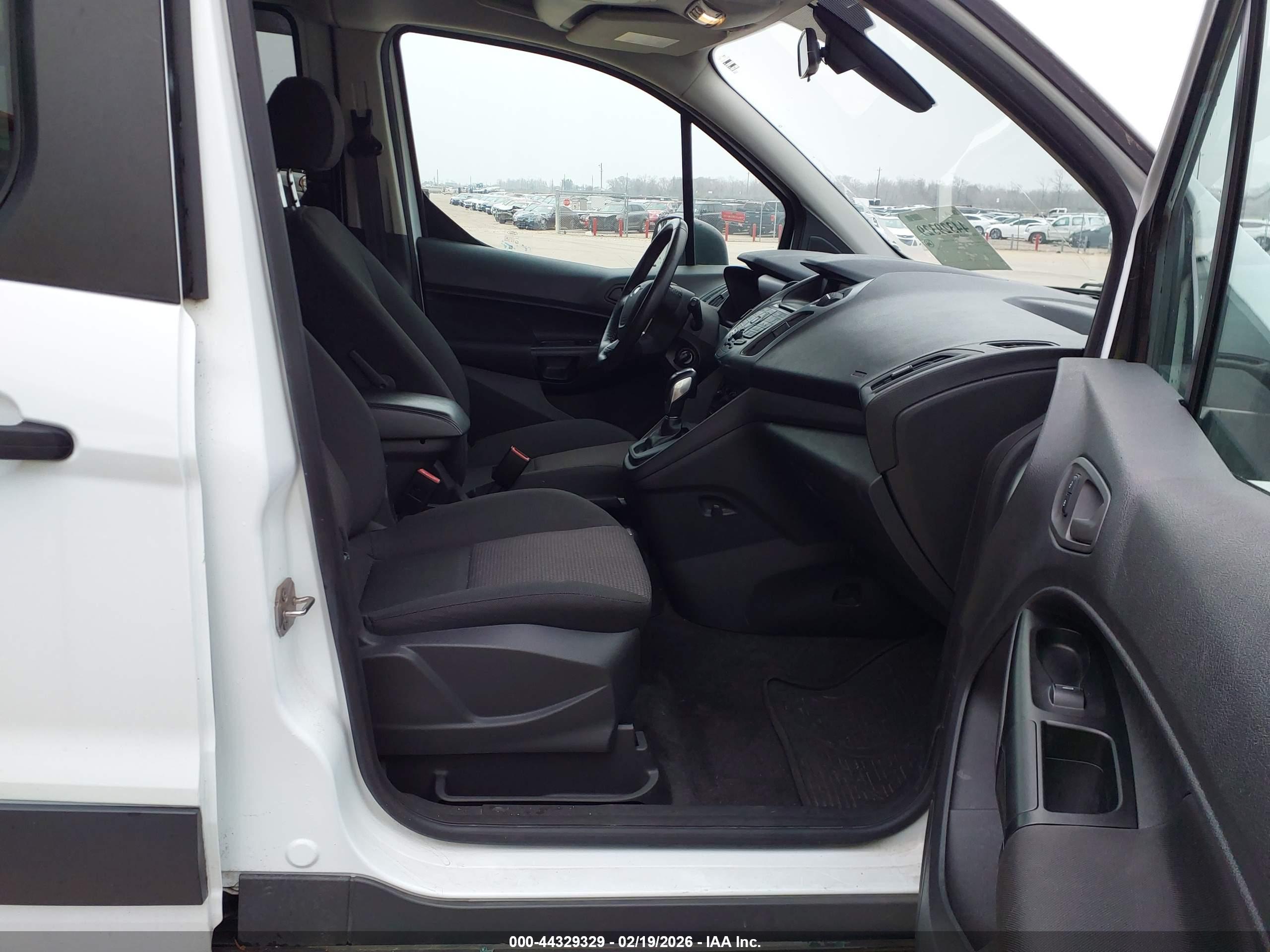 FORD TRANSIT image 5