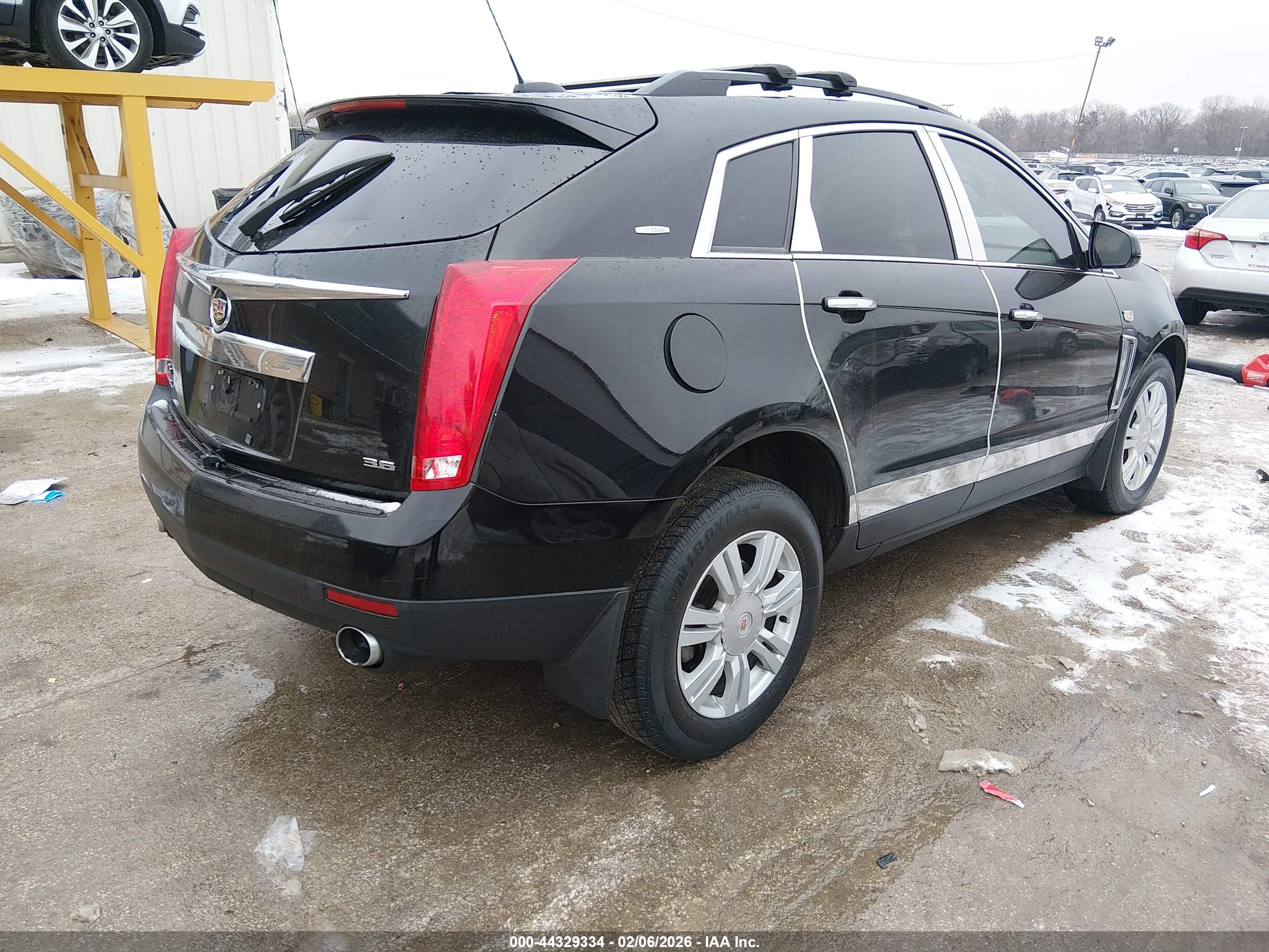 CADILLAC SRX image 4