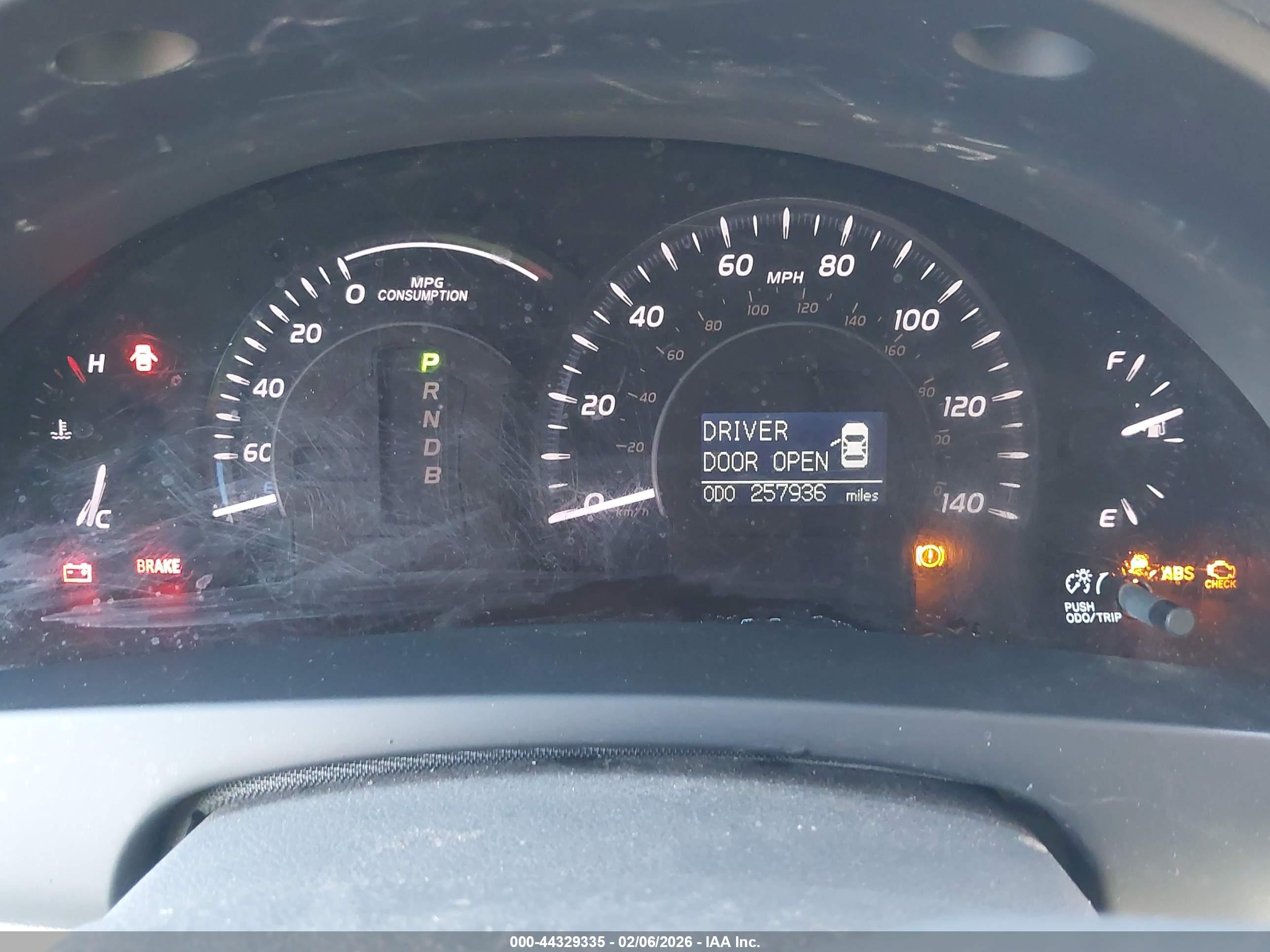 TOYOTA CAMRY image 7